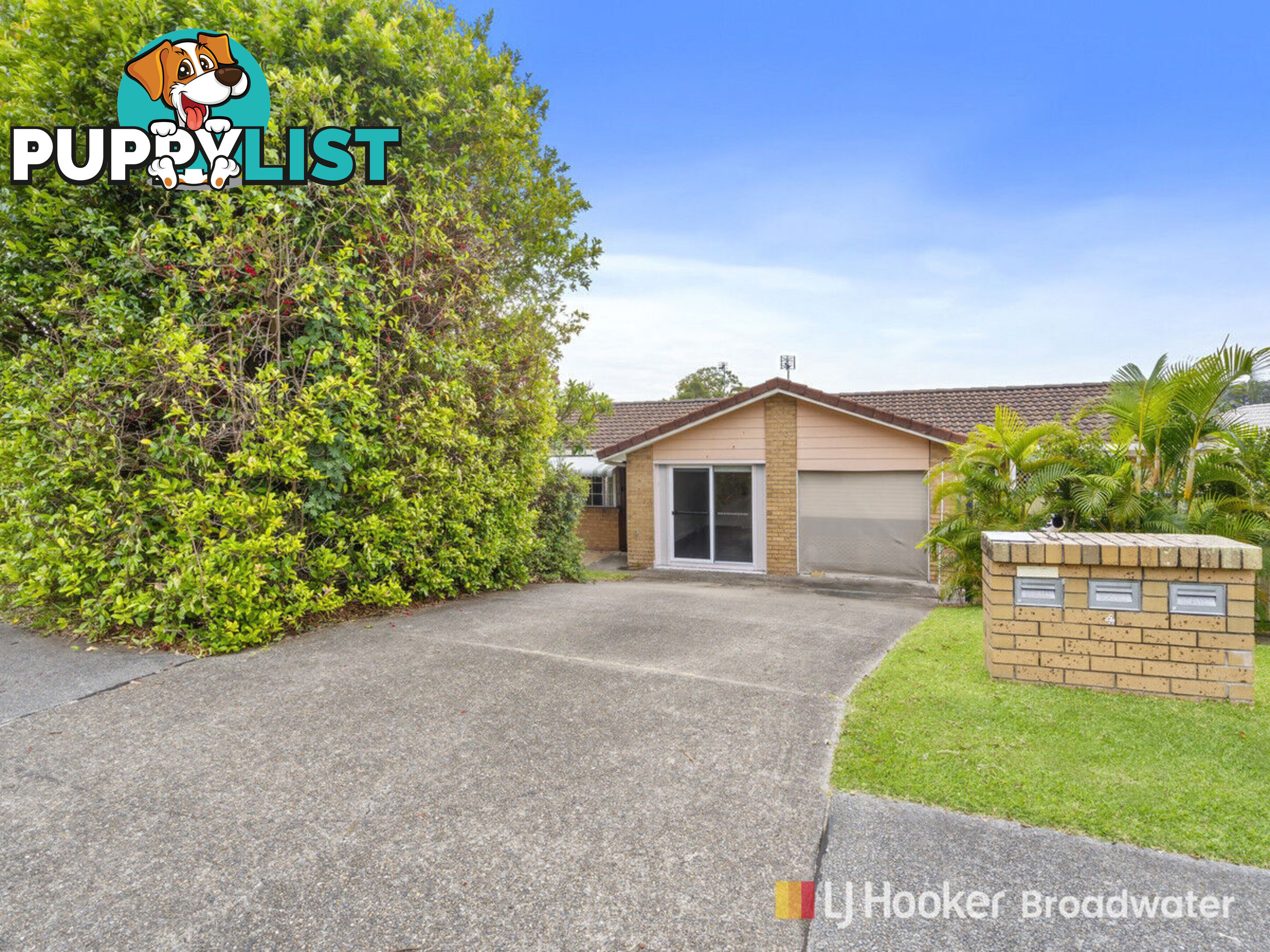 1/4 Freeman Street LABRADOR QLD 4215