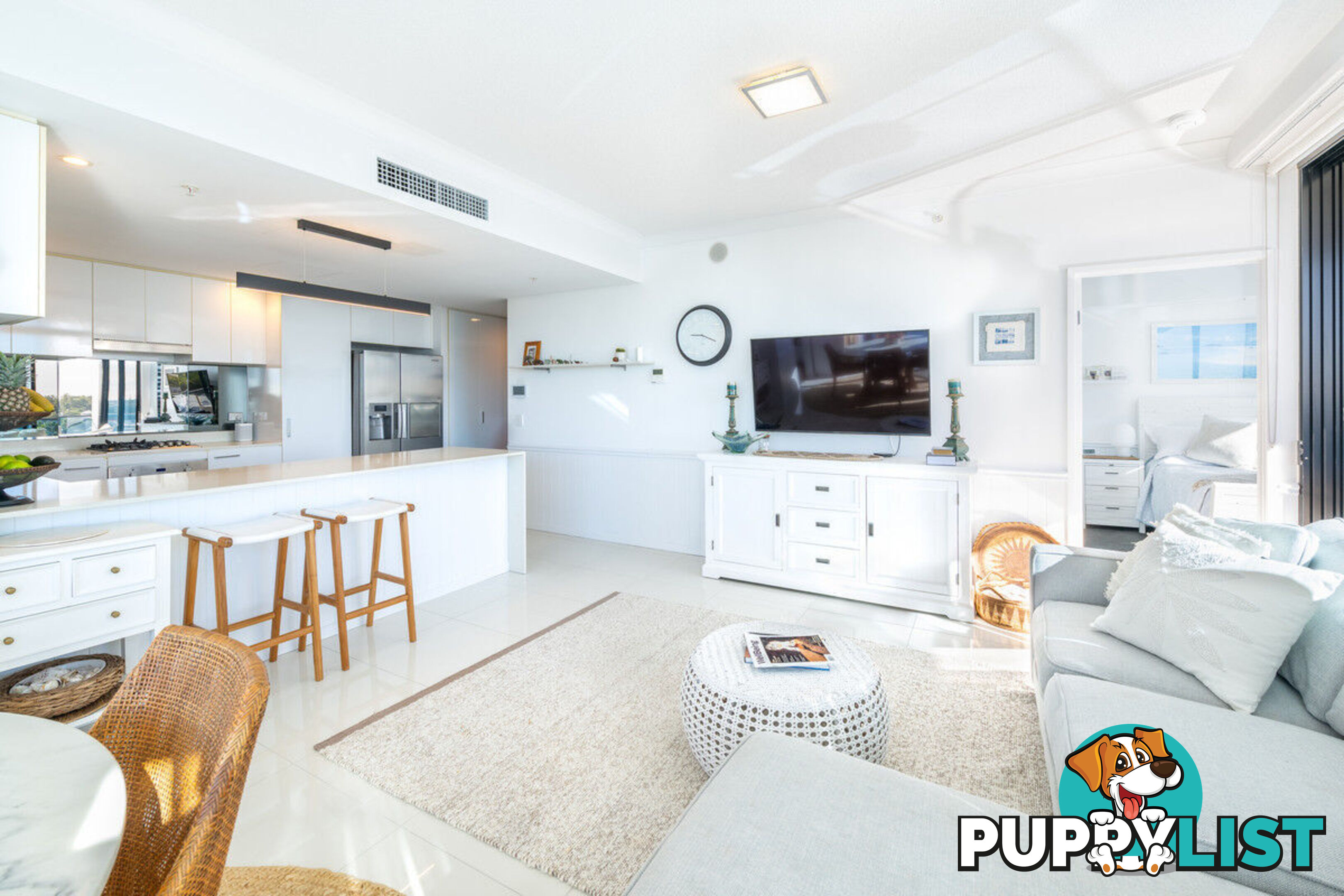 1505/5 Harbour Side Court BIGGERA WATERS QLD 4216