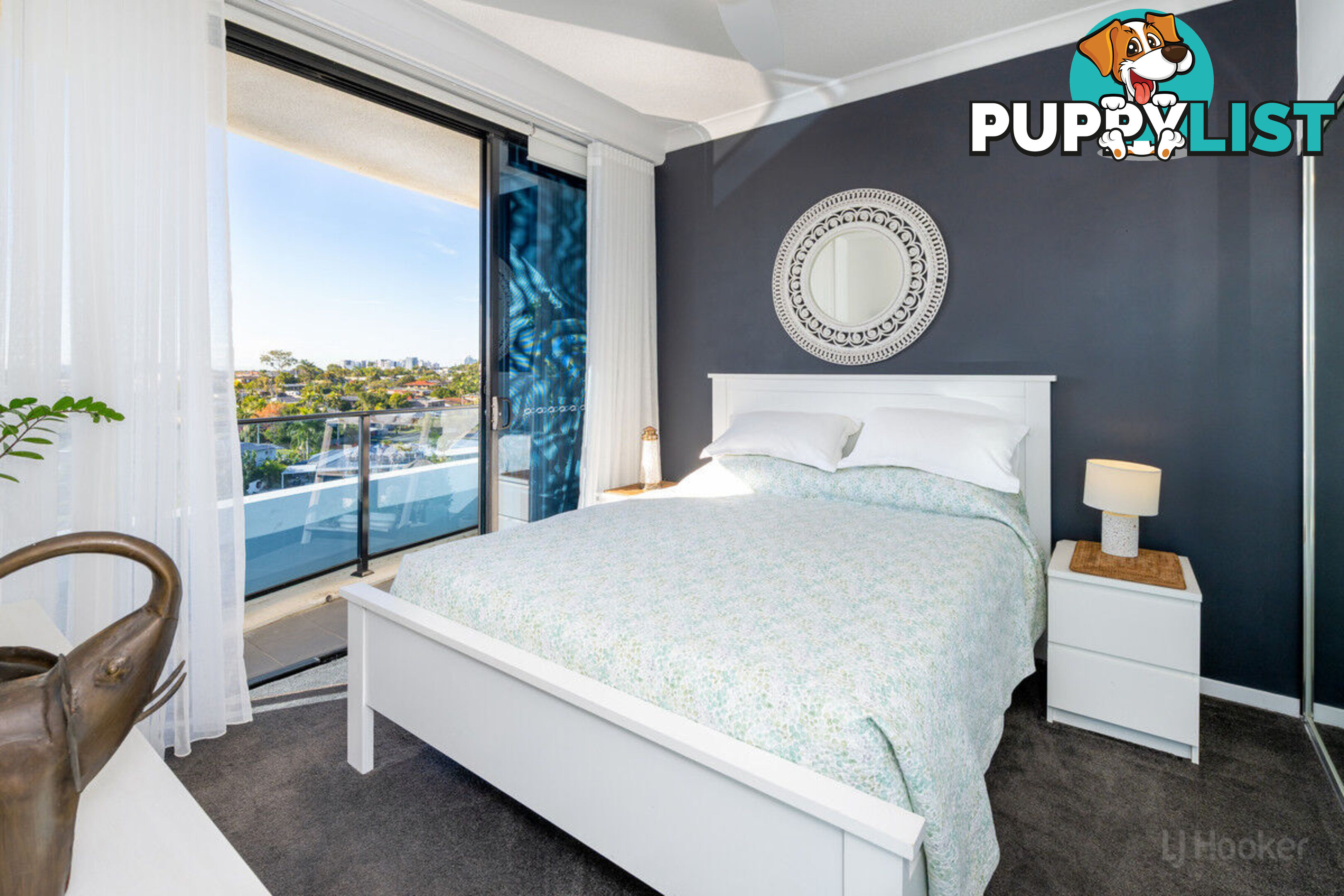 1505/5 Harbour Side Court BIGGERA WATERS QLD 4216