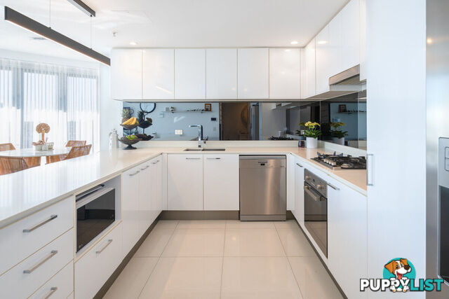 1505/5 Harbour Side Court BIGGERA WATERS QLD 4216
