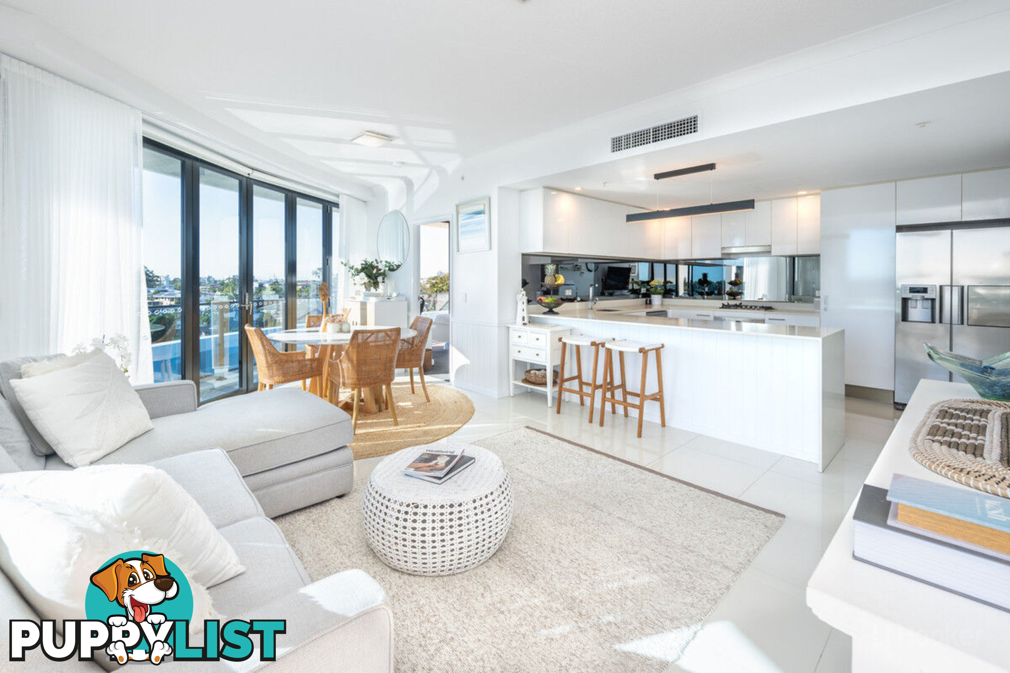 1505/5 Harbour Side Court BIGGERA WATERS QLD 4216
