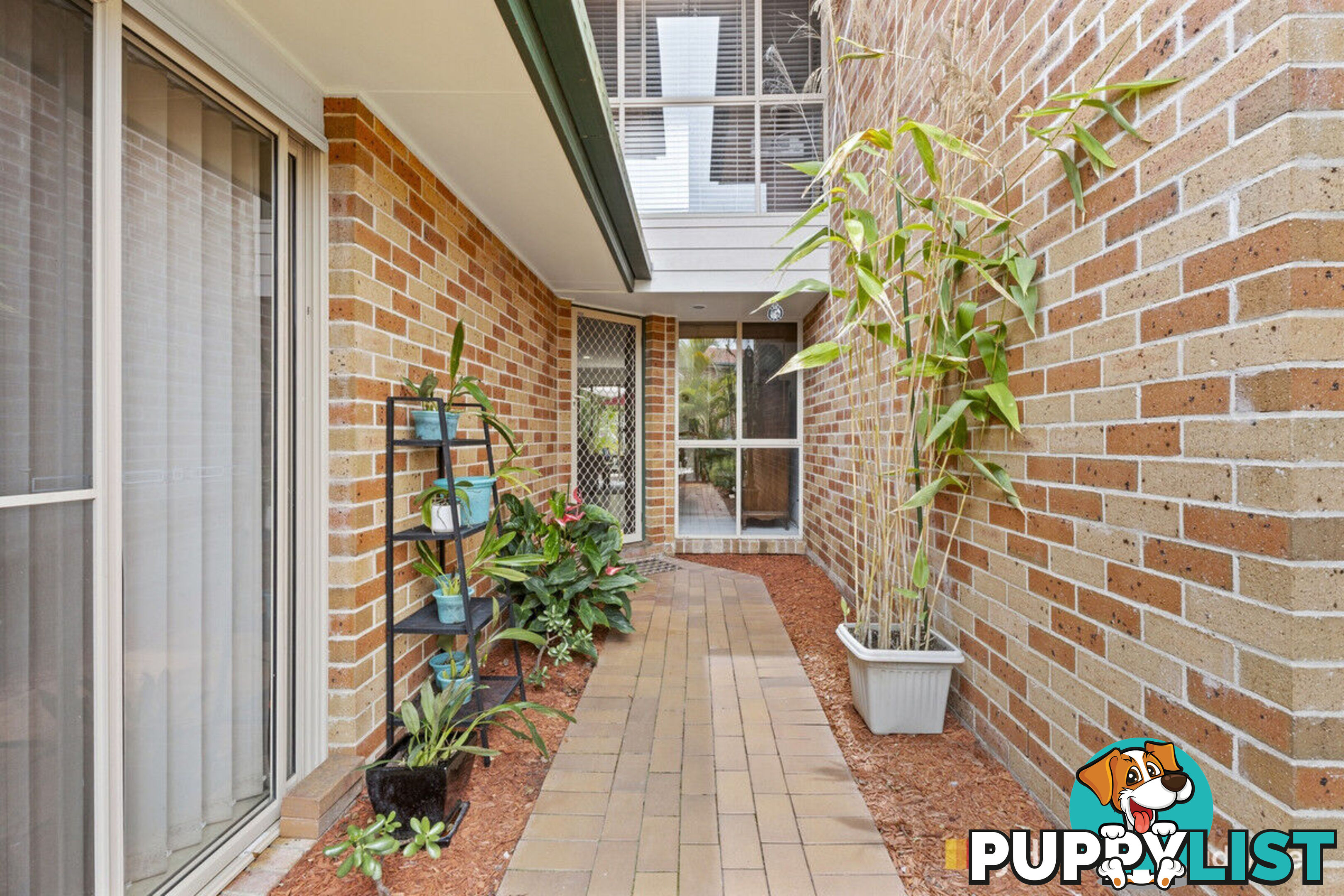 60/75 Brown Street LABRADOR QLD 4215