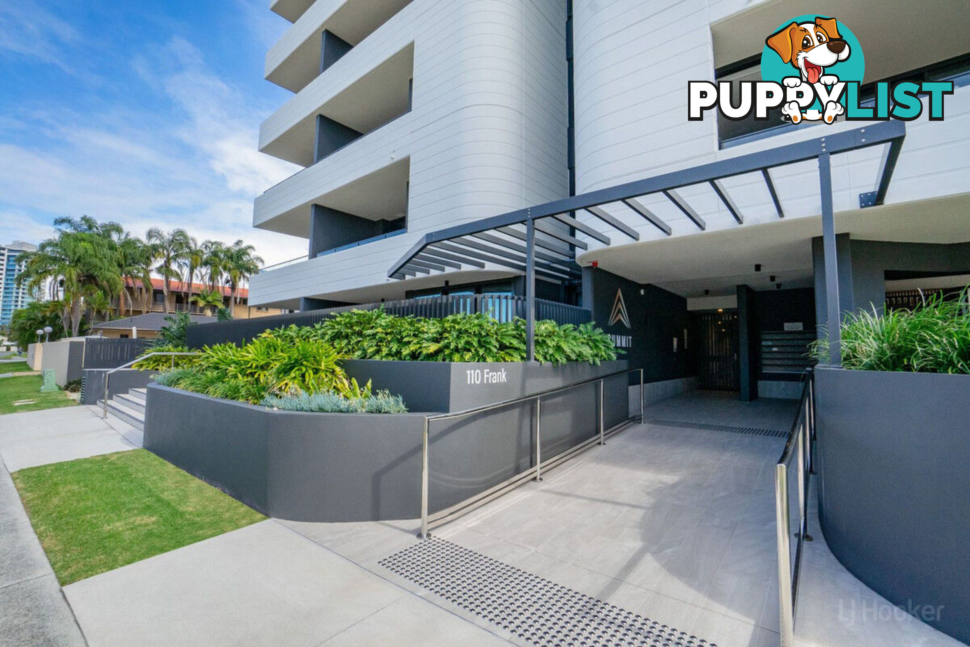 805/110 Frank Street LABRADOR QLD 4215