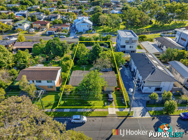 21 Ward and 22 Prince Street SOUTHPORT QLD 4215