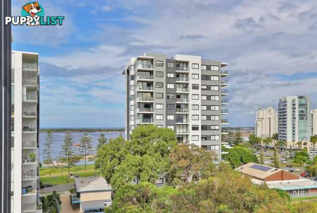 701/17 Bath Street LABRADOR QLD 4215