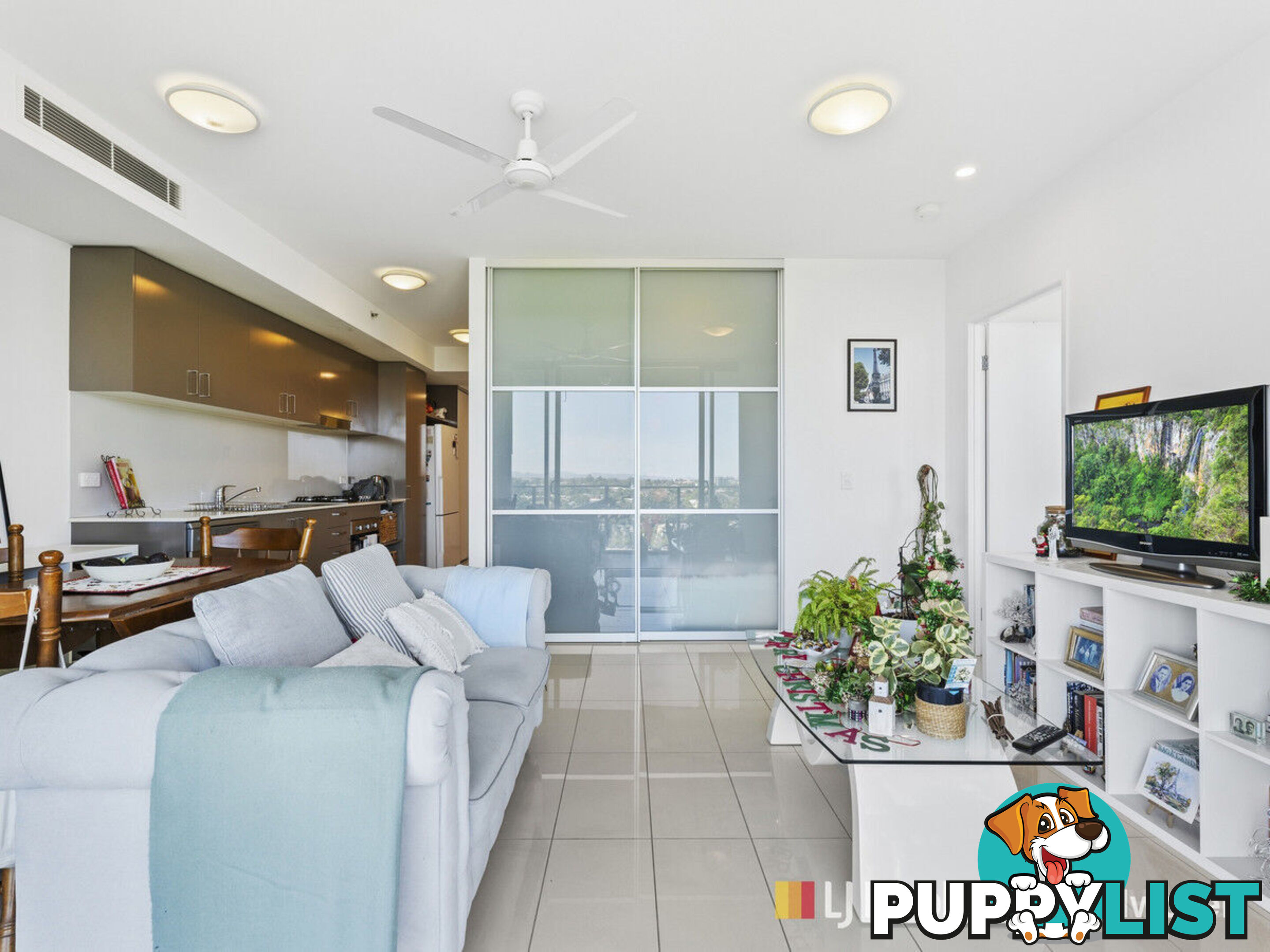 701/17 Bath Street LABRADOR QLD 4215