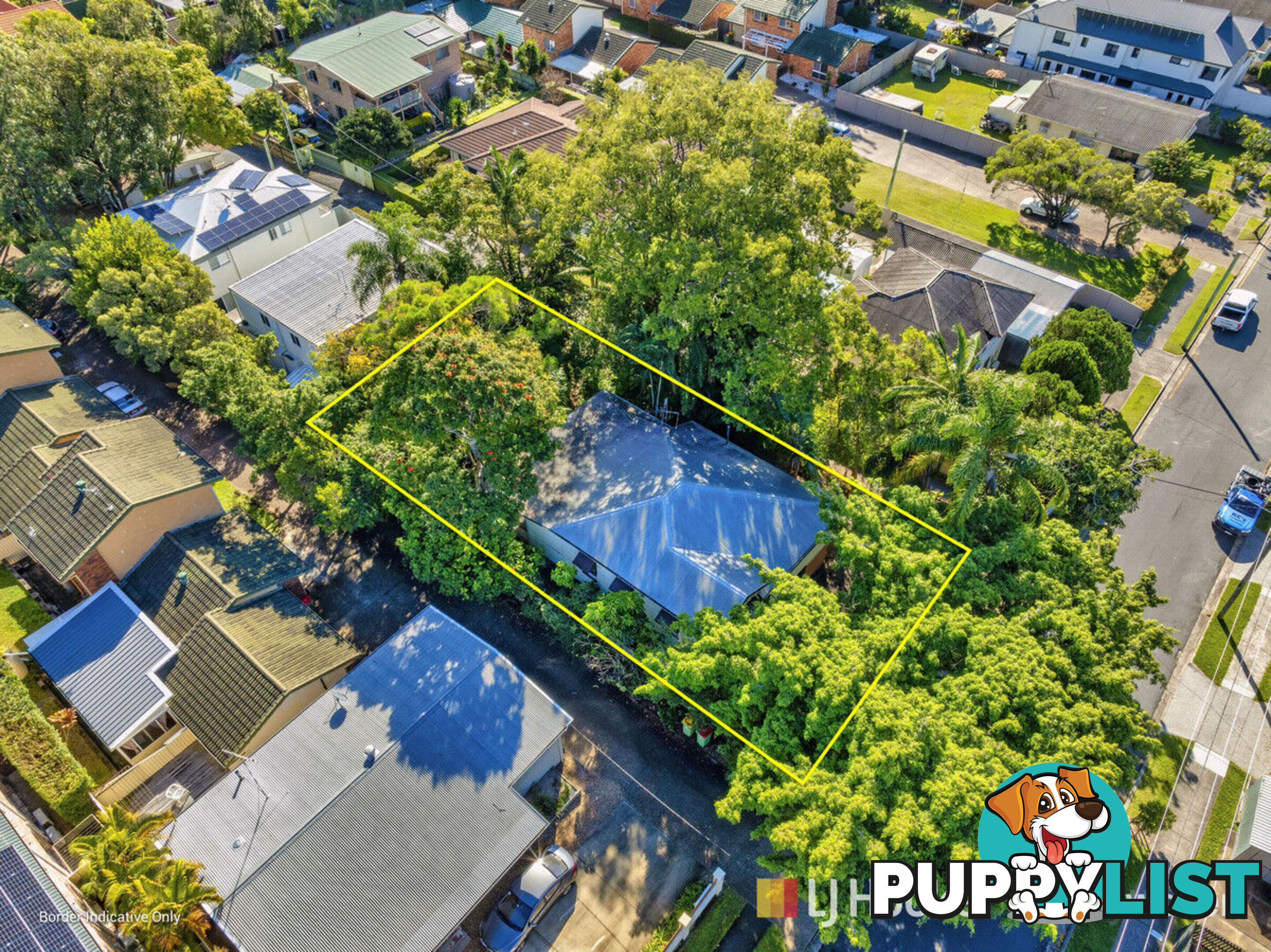 42 Billington Street LABRADOR QLD 4215