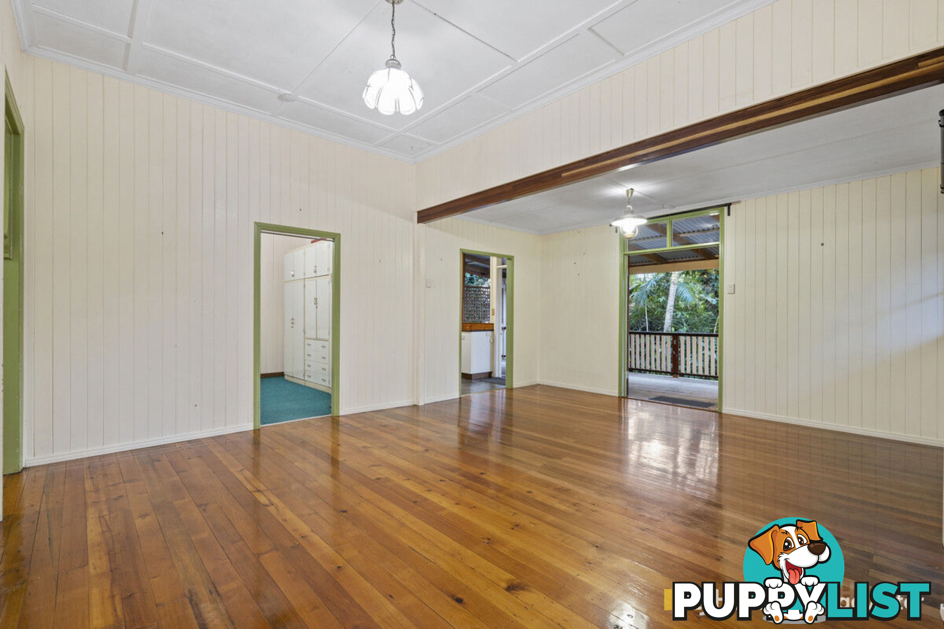 42 Billington Street LABRADOR QLD 4215