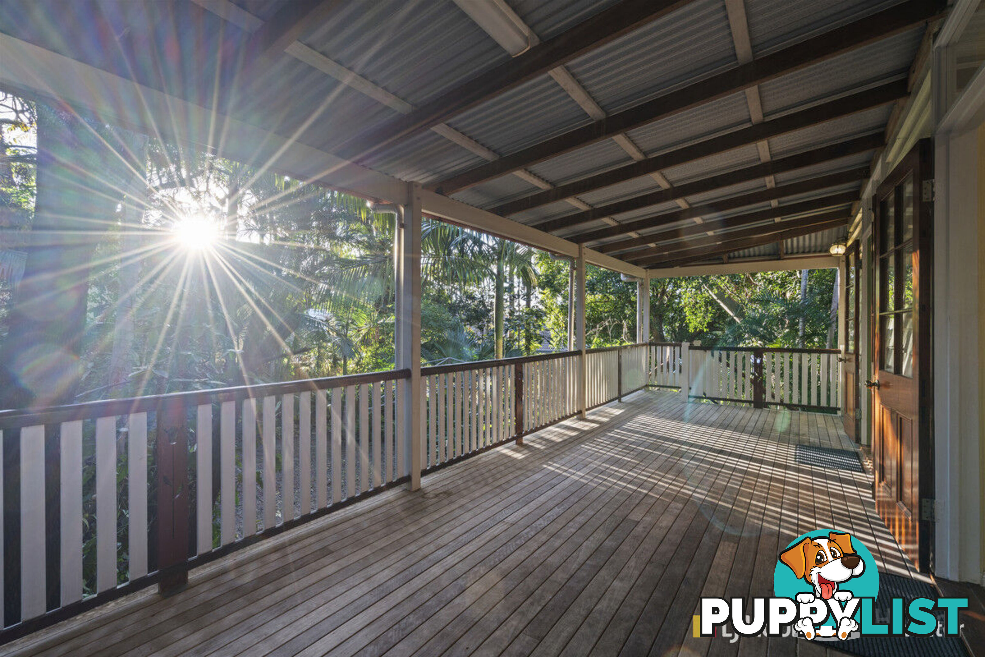 42 Billington Street LABRADOR QLD 4215