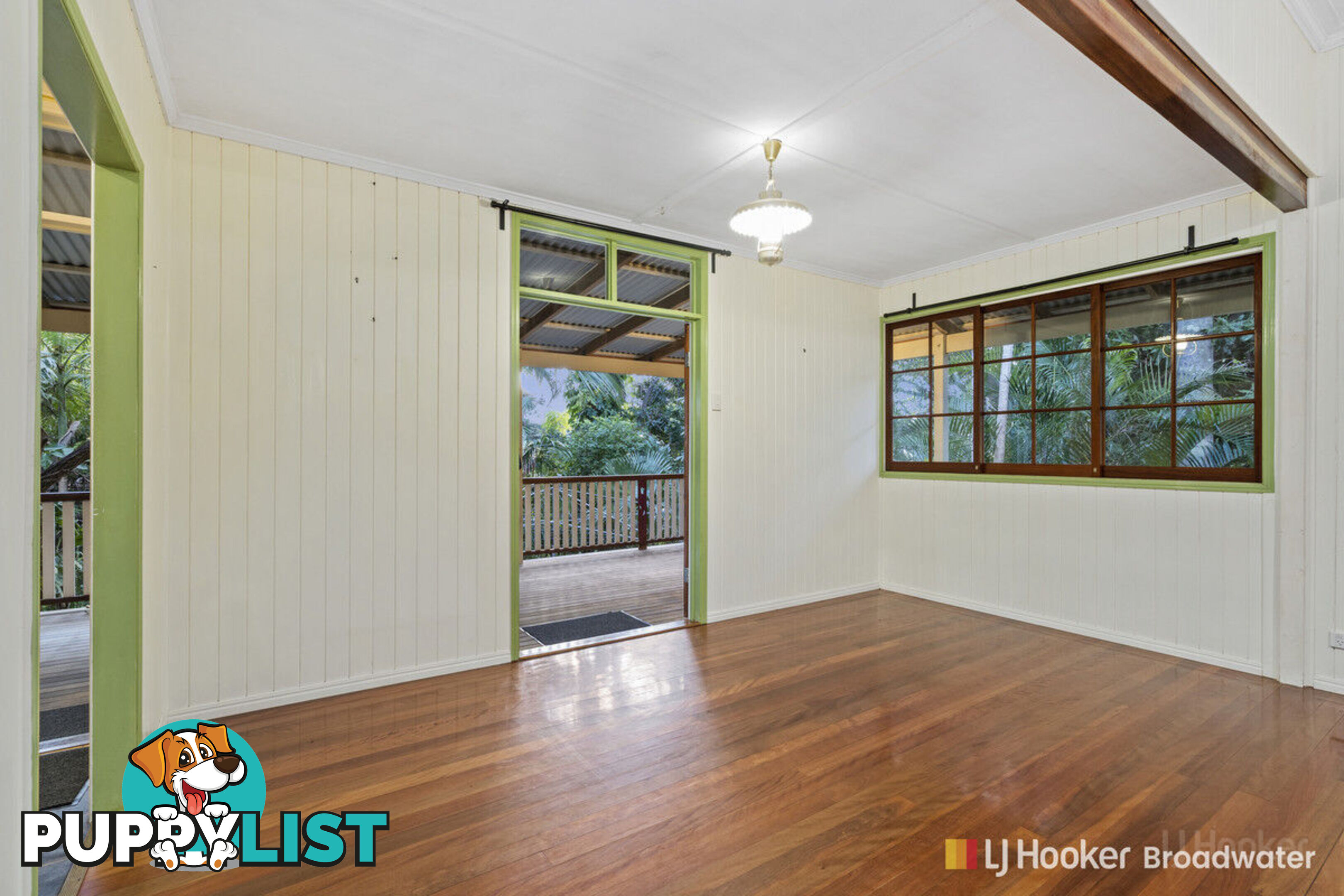 42 Billington Street LABRADOR QLD 4215