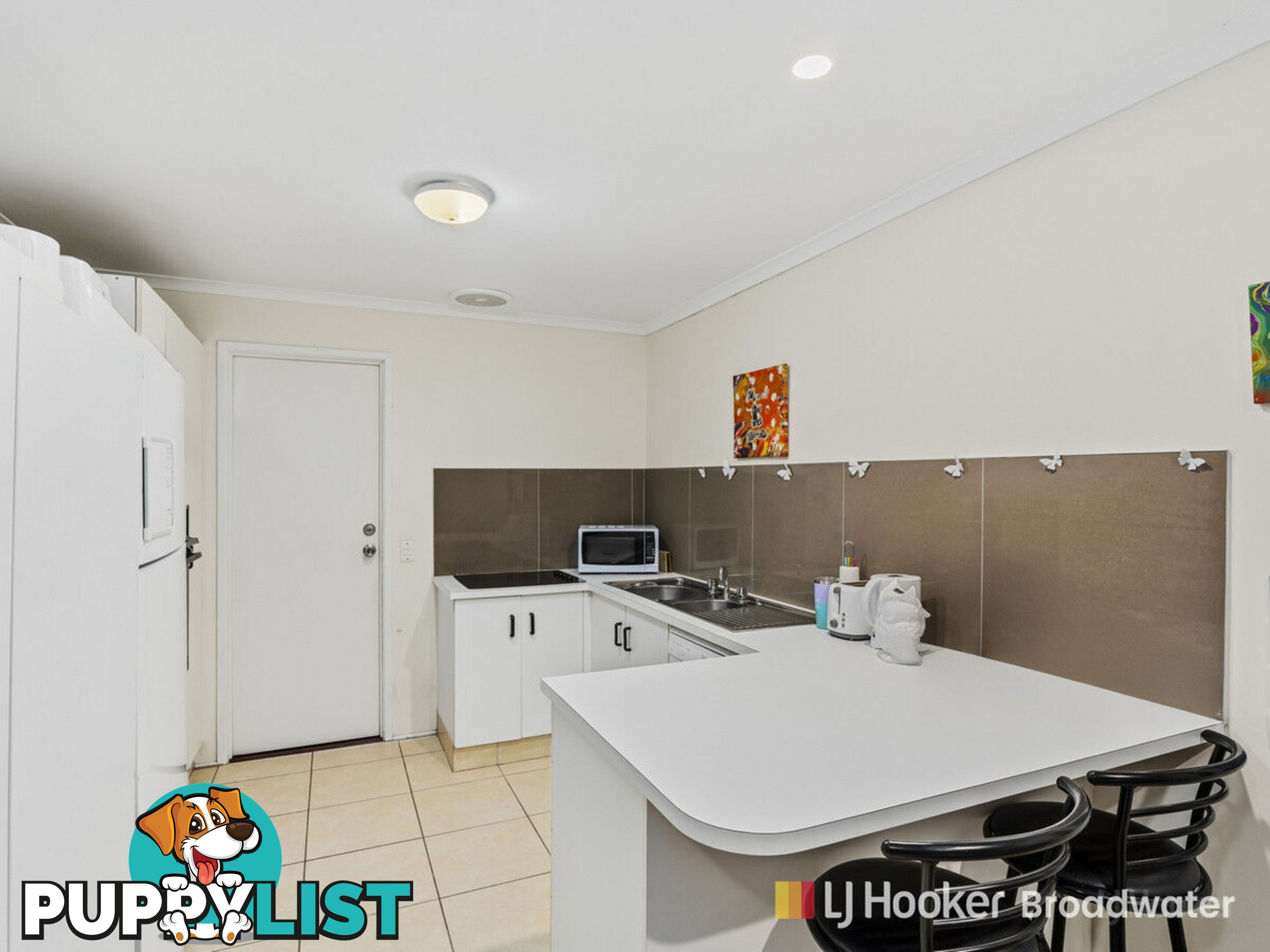1/194 Whiting Street LABRADOR QLD 4215