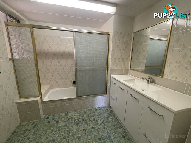 1/500 Marine Parade BIGGERA WATERS QLD 4216