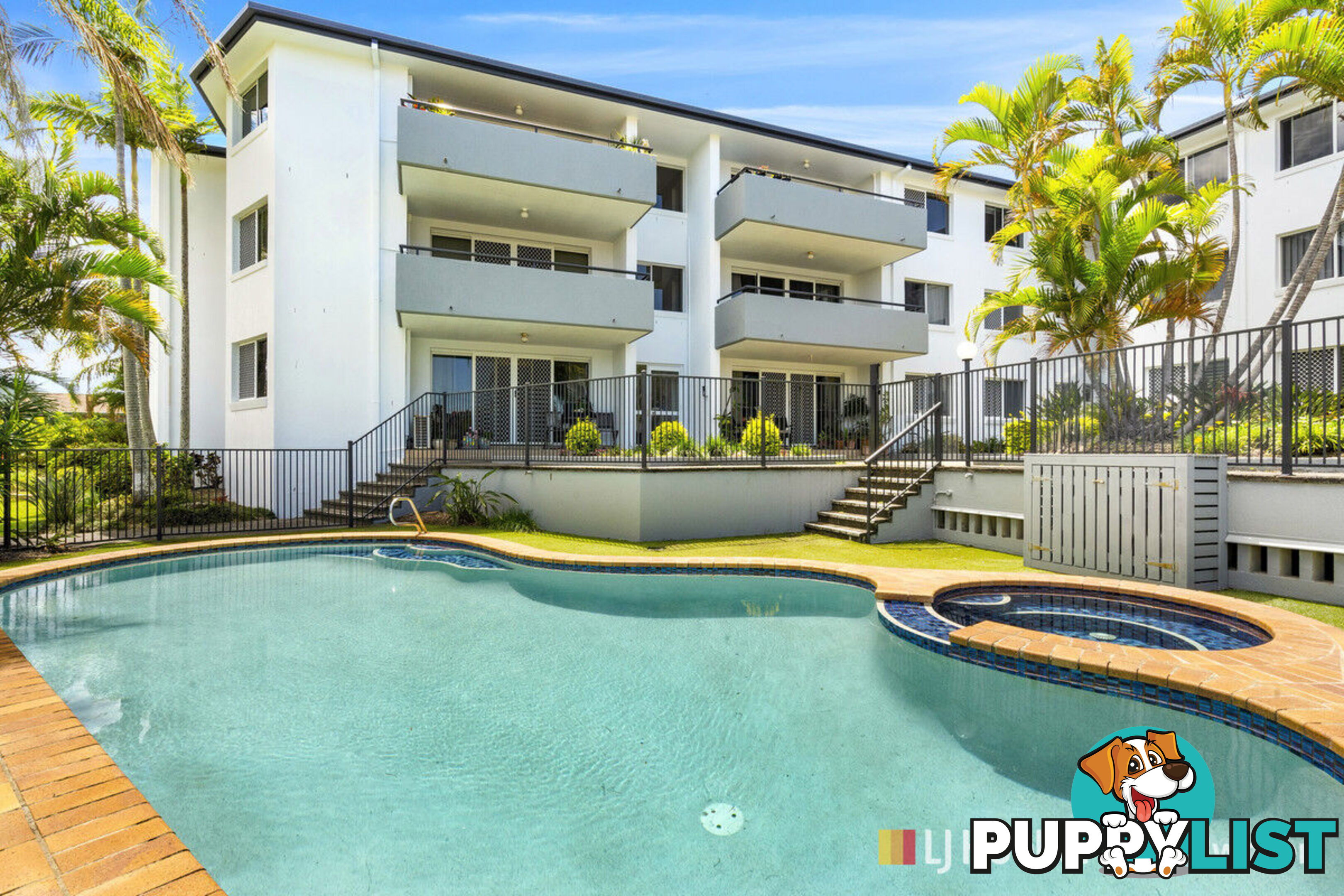 18/65 Bayview Street RUNAWAY BAY QLD 4216