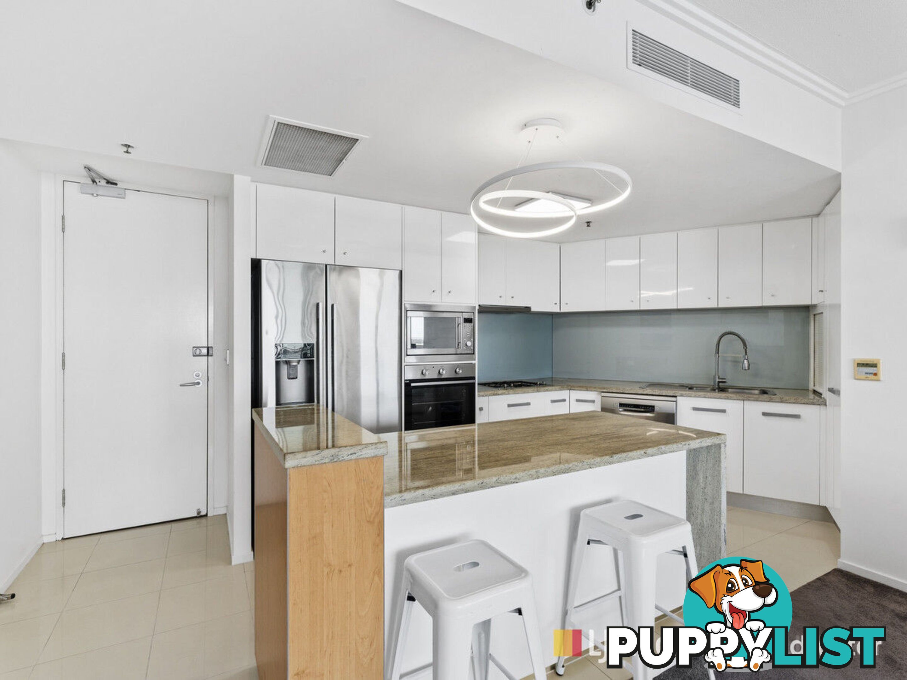 706/300 Marine Parade LABRADOR QLD 4215