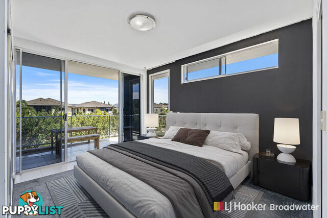 3202/2 Activa Way HOPE ISLAND QLD 4212