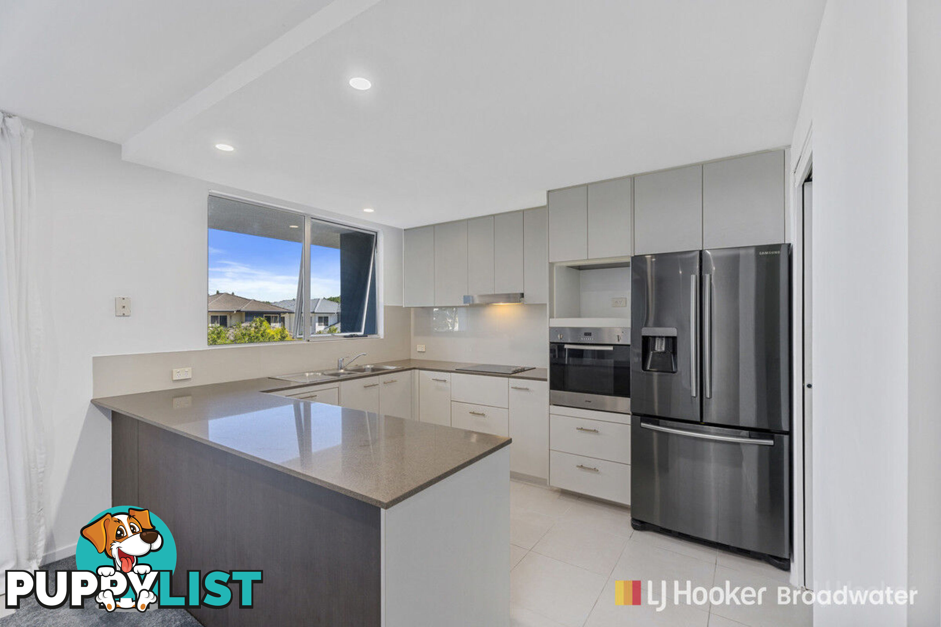 3202/2 Activa Way HOPE ISLAND QLD 4212