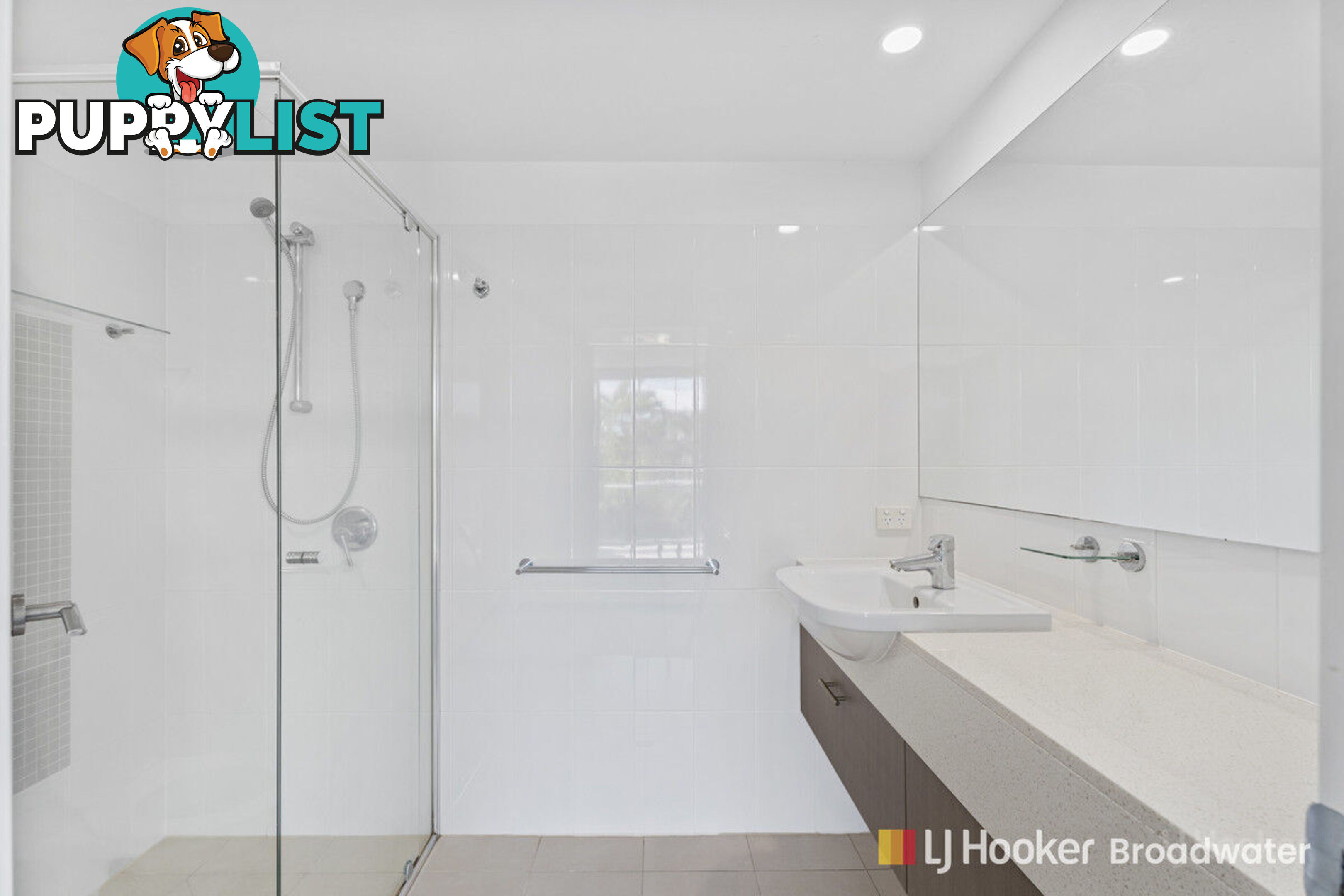 3202/2 Activa Way HOPE ISLAND QLD 4212