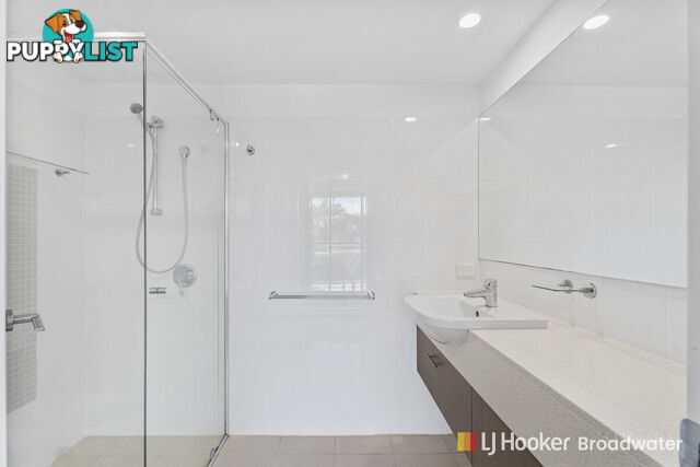 3202/2 Activa Way HOPE ISLAND QLD 4212