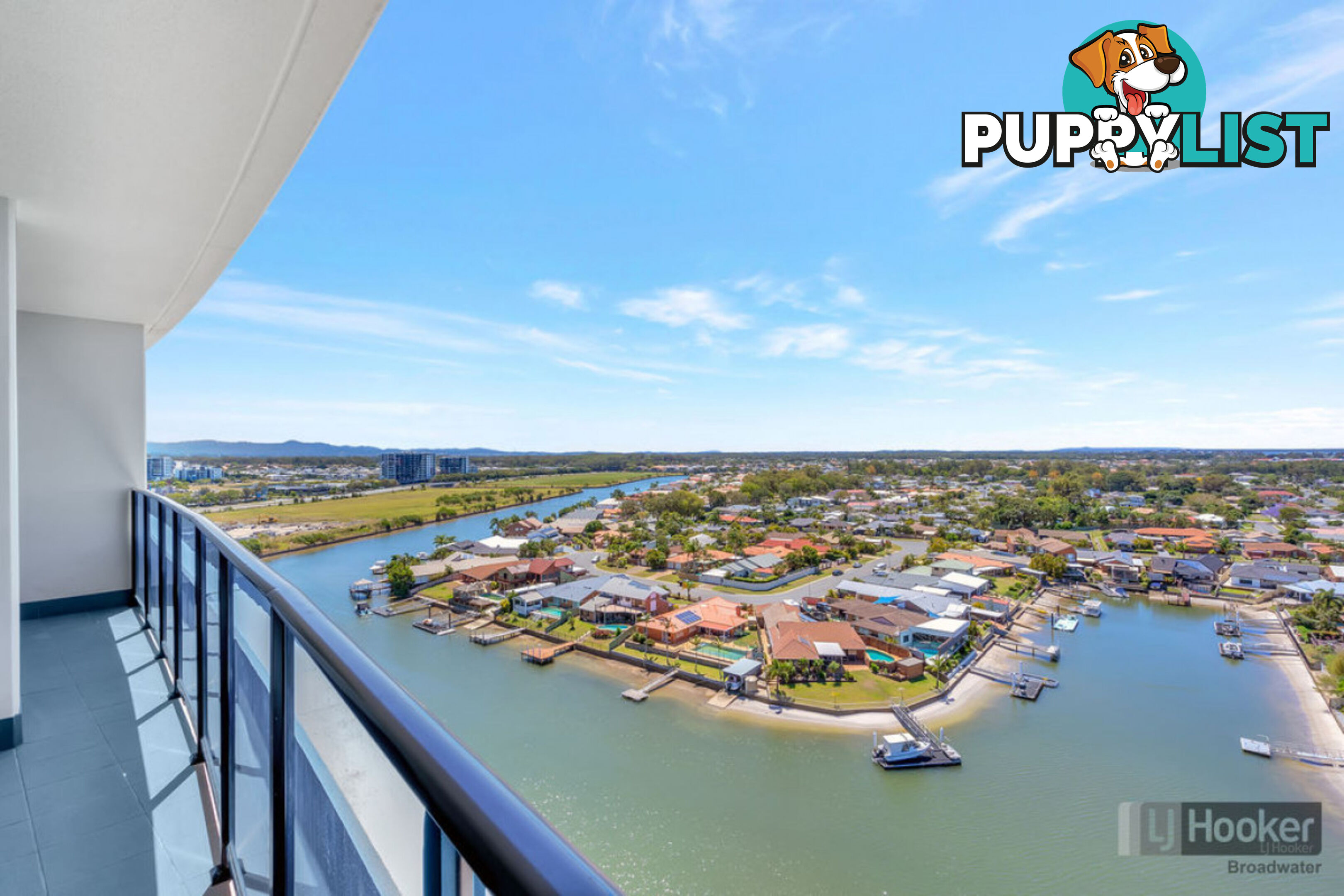 11104/5 Harbour Side Court BIGGERA WATERS QLD 4216