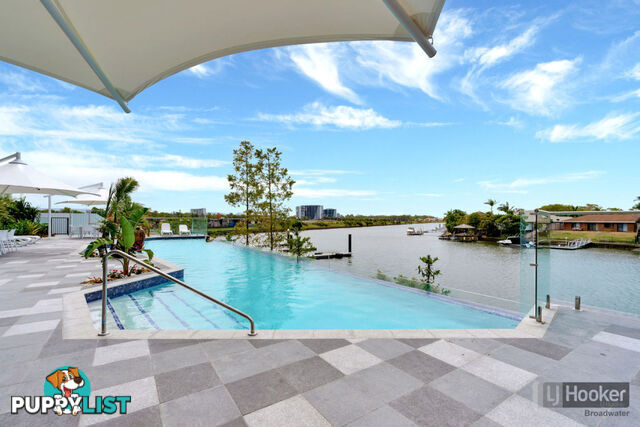 11104/5 Harbour Side Court BIGGERA WATERS QLD 4216