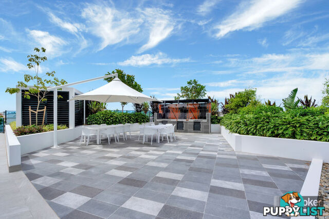 11104/5 Harbour Side Court BIGGERA WATERS QLD 4216