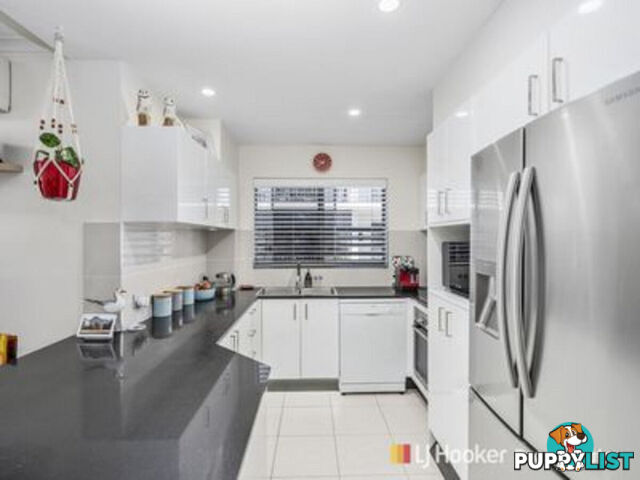 8/81 Brighton Street BIGGERA WATERS QLD 4216