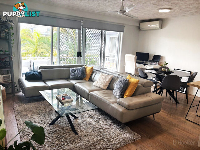 10/12 Whiting Street LABRADOR QLD 4215