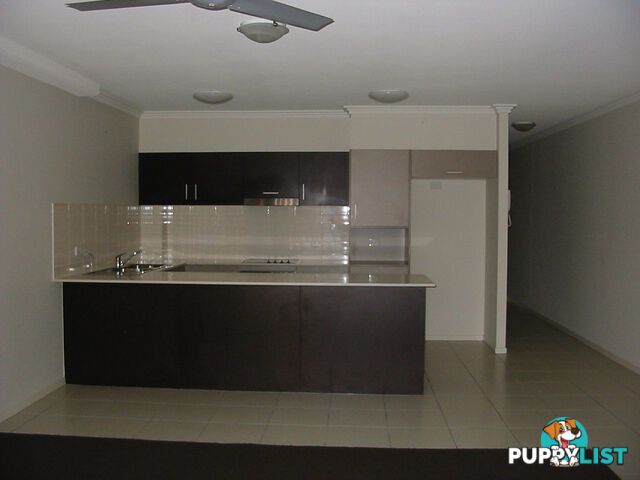 8/8 Proud Street LABRADOR QLD 4215