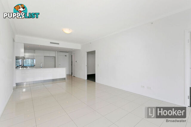 820/19 Imperial Parade LABRADOR QLD 4215