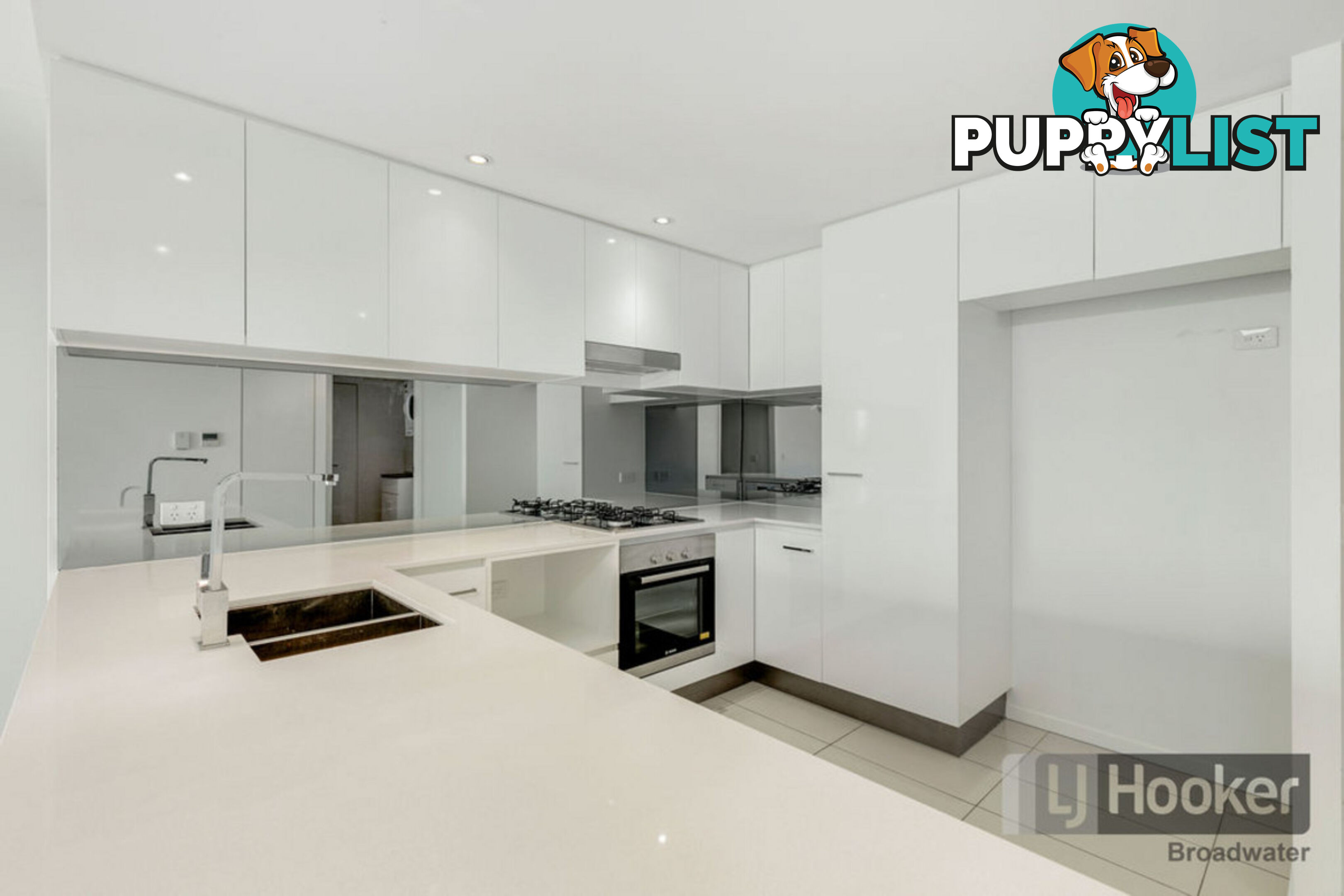 820/19 Imperial Parade LABRADOR QLD 4215