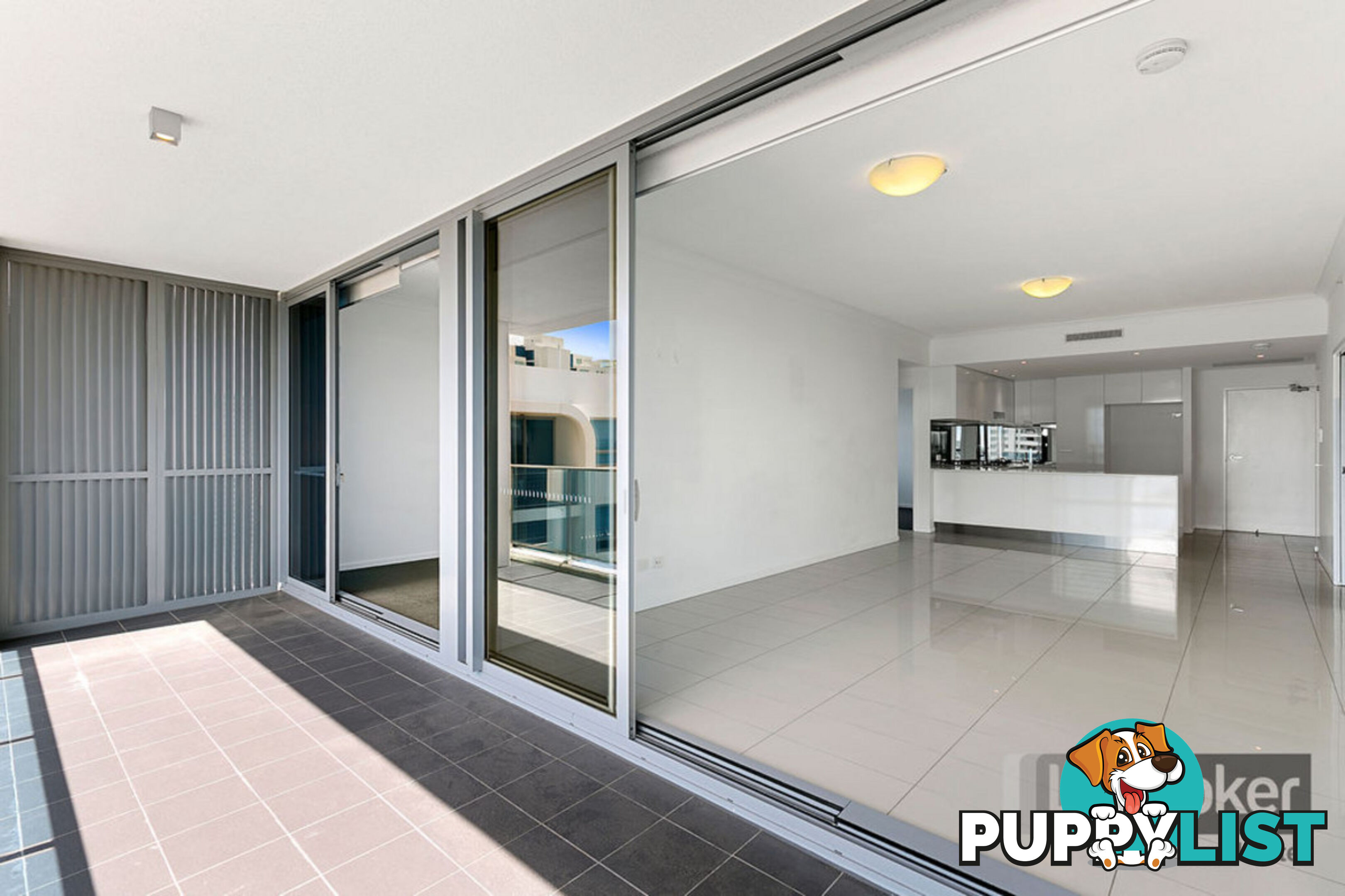 820/19 Imperial Parade LABRADOR QLD 4215