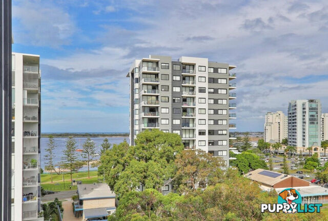 701/17 Bath Street LABRADOR QLD 4215