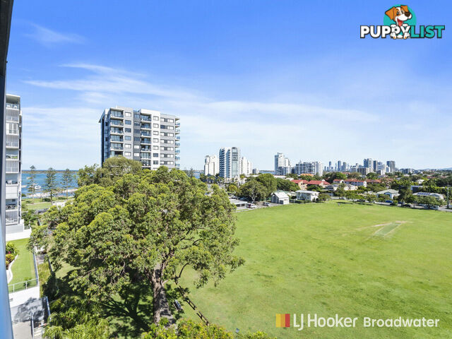 701/17 Bath Street LABRADOR QLD 4215