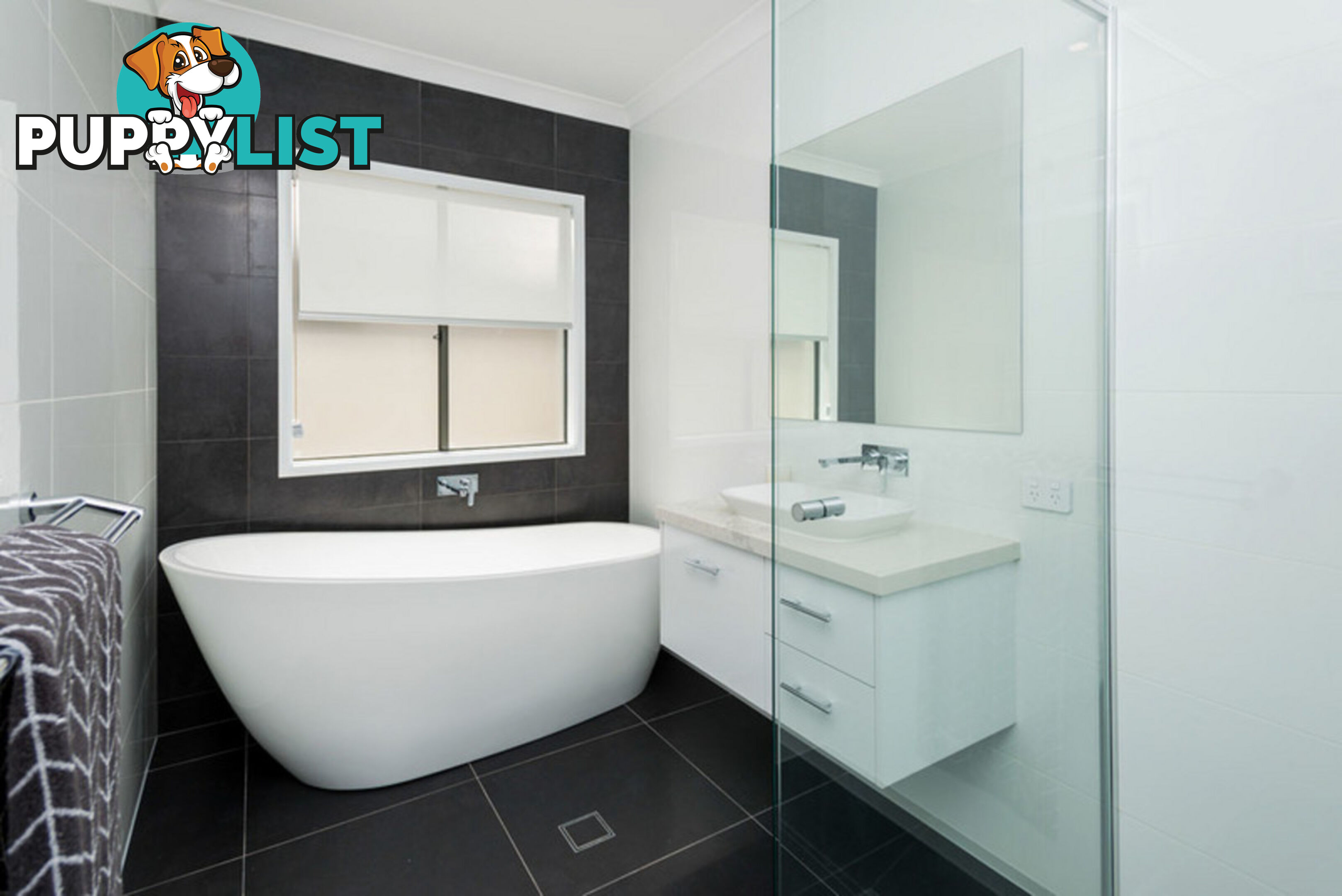 18 North View Street HOPE ISLAND QLD 4212