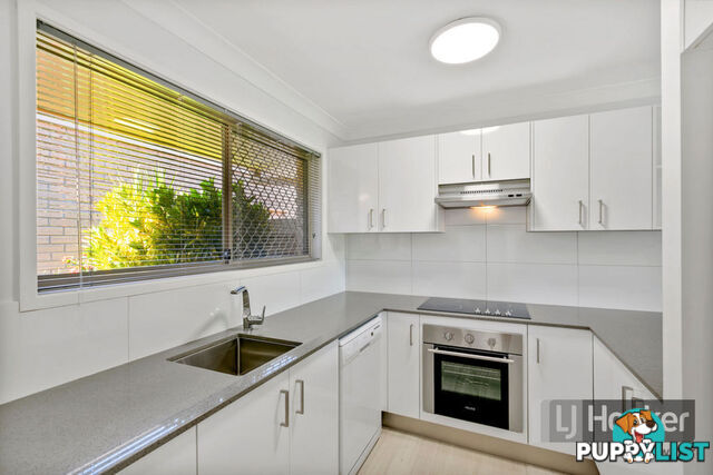 10/21 Usher Avenue LABRADOR QLD 4215