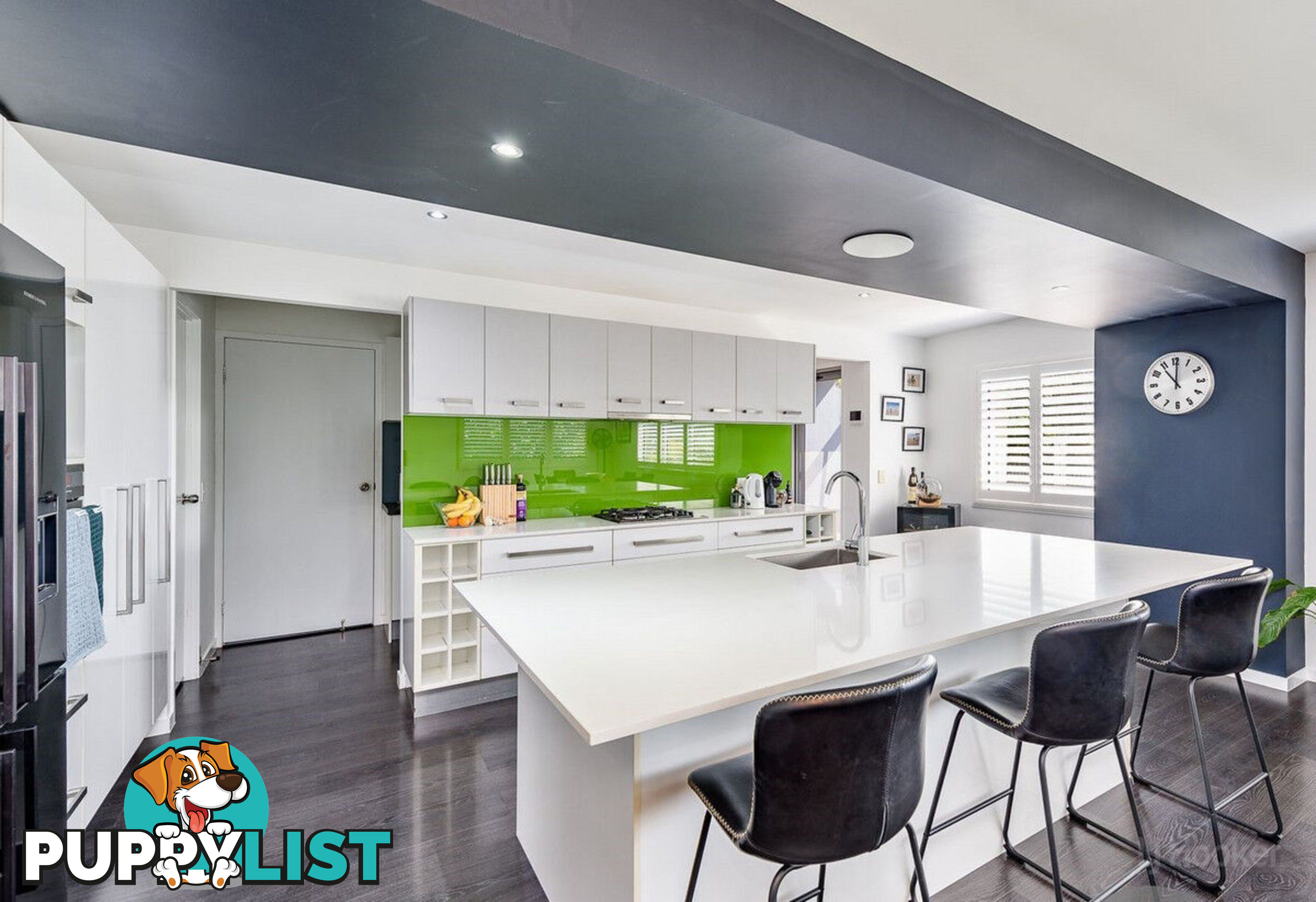 88 Robert Street LABRADOR QLD 4215