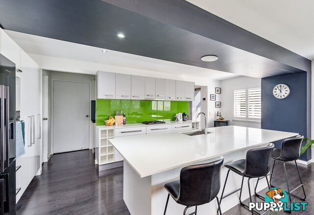 88 Robert Street LABRADOR QLD 4215