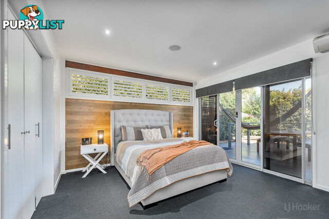 88 Robert Street LABRADOR QLD 4215