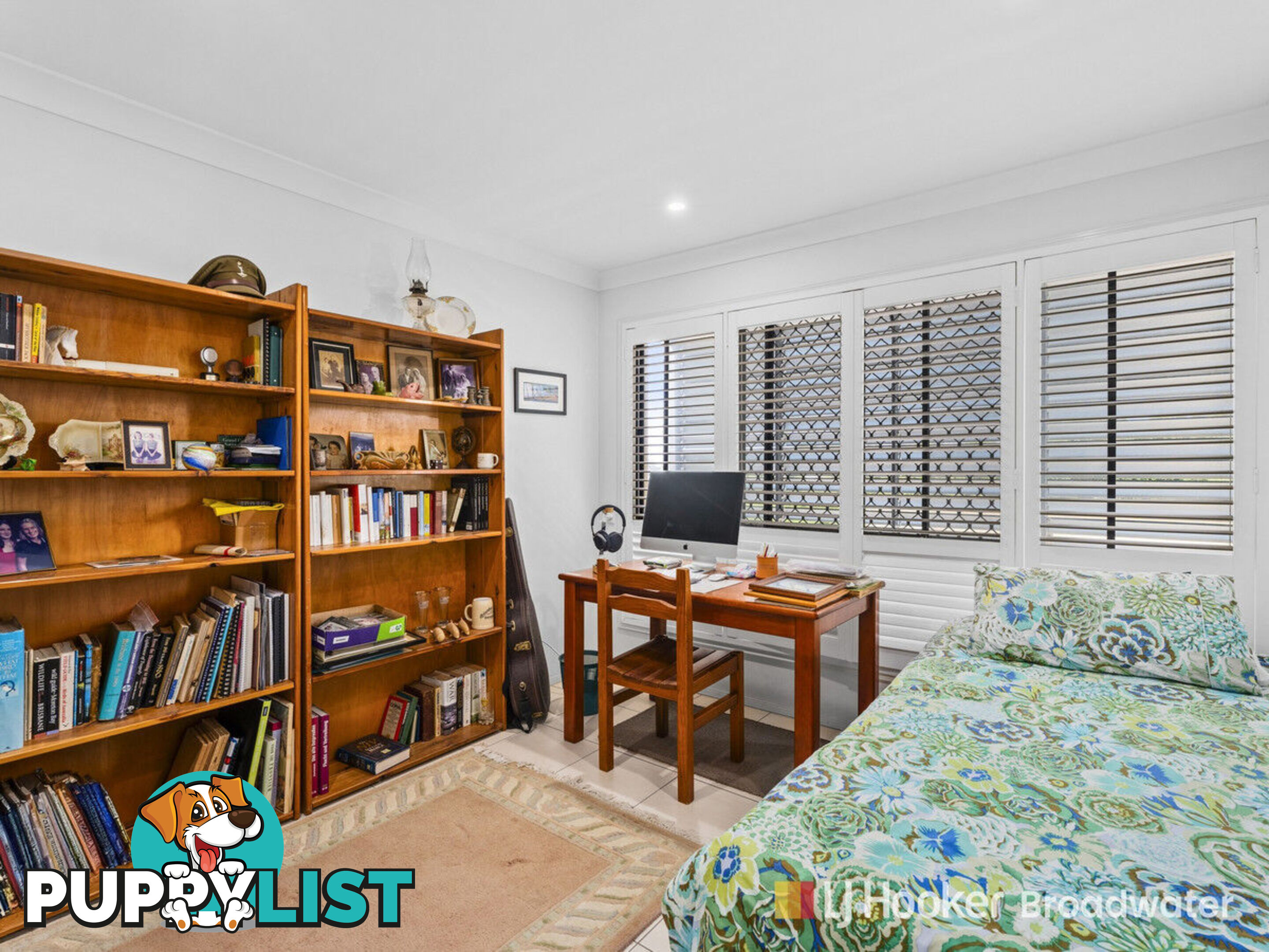 2/3 Hilltop  Street LABRADOR QLD 4215