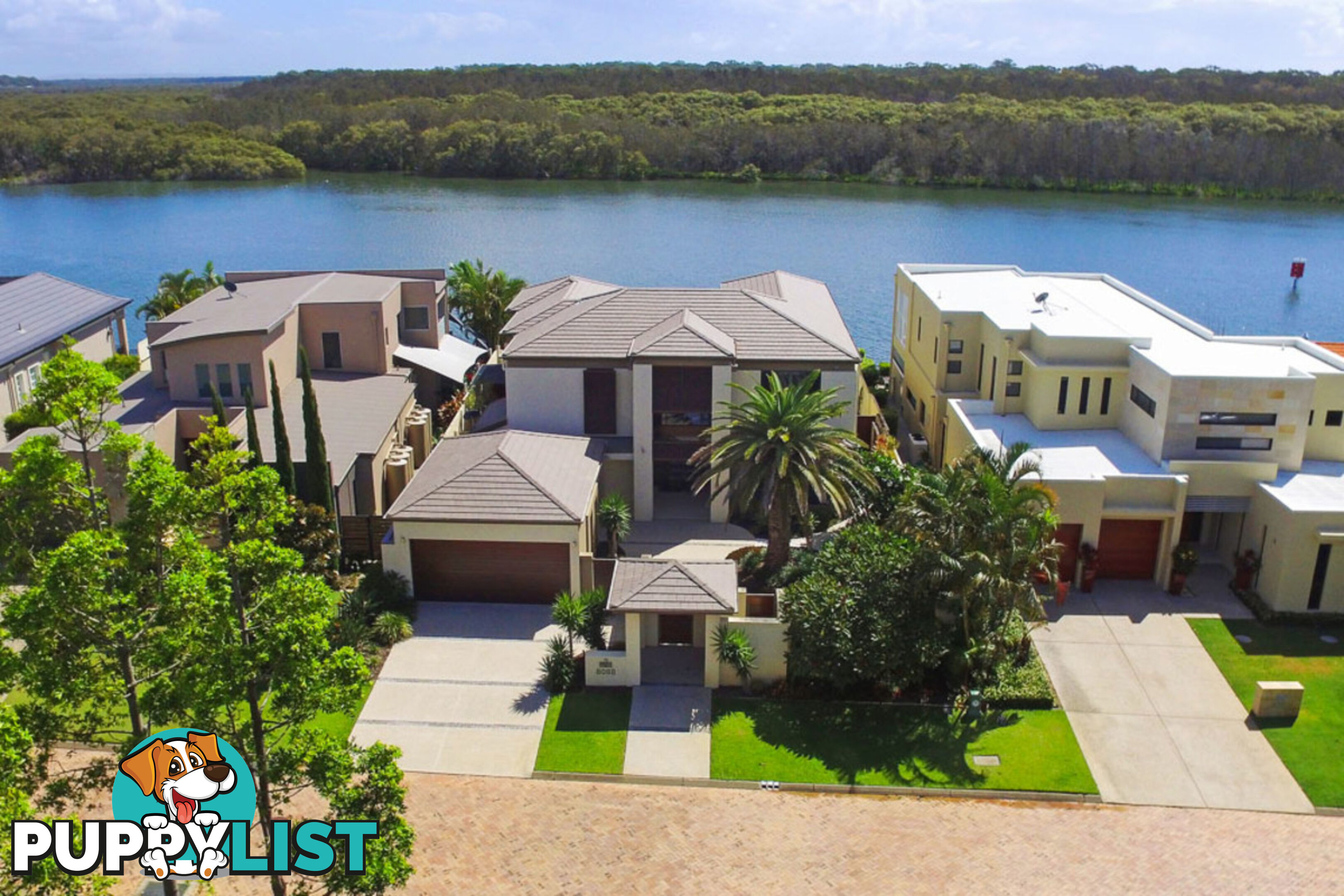 8088 Riverside Drive HOPE ISLAND QLD 4212