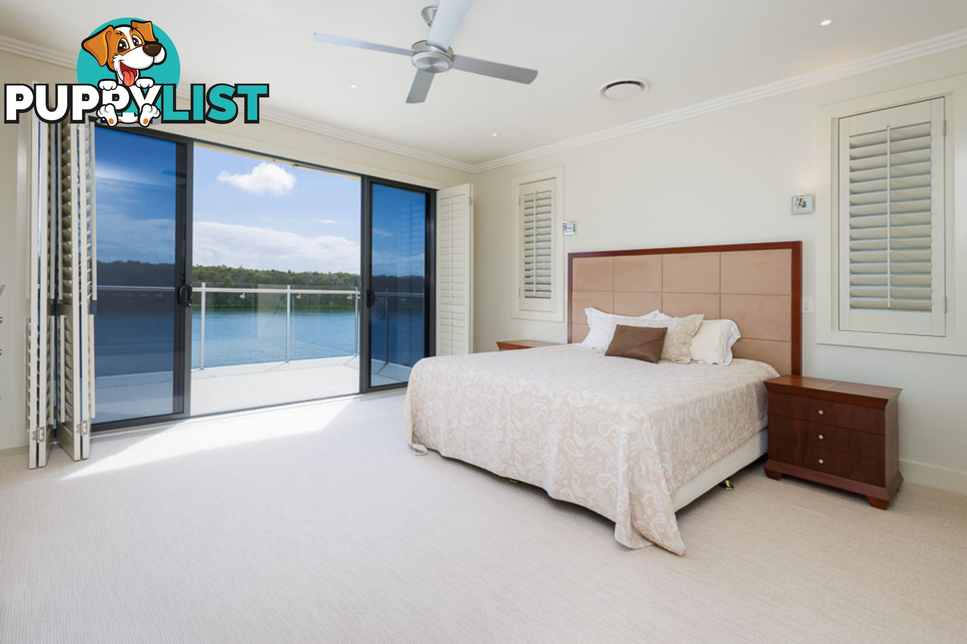 8088 Riverside Drive HOPE ISLAND QLD 4212