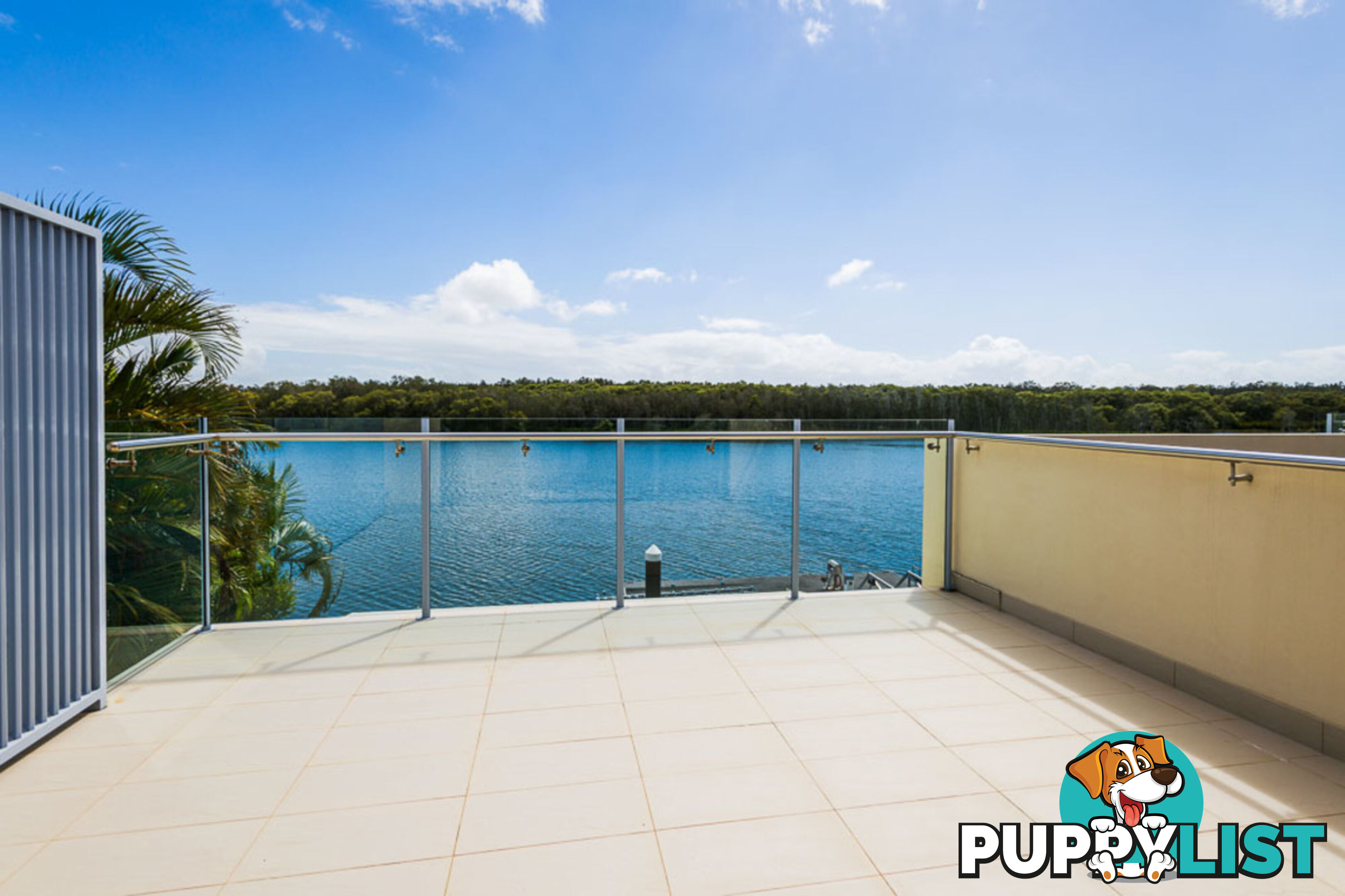 8088 Riverside Drive HOPE ISLAND QLD 4212