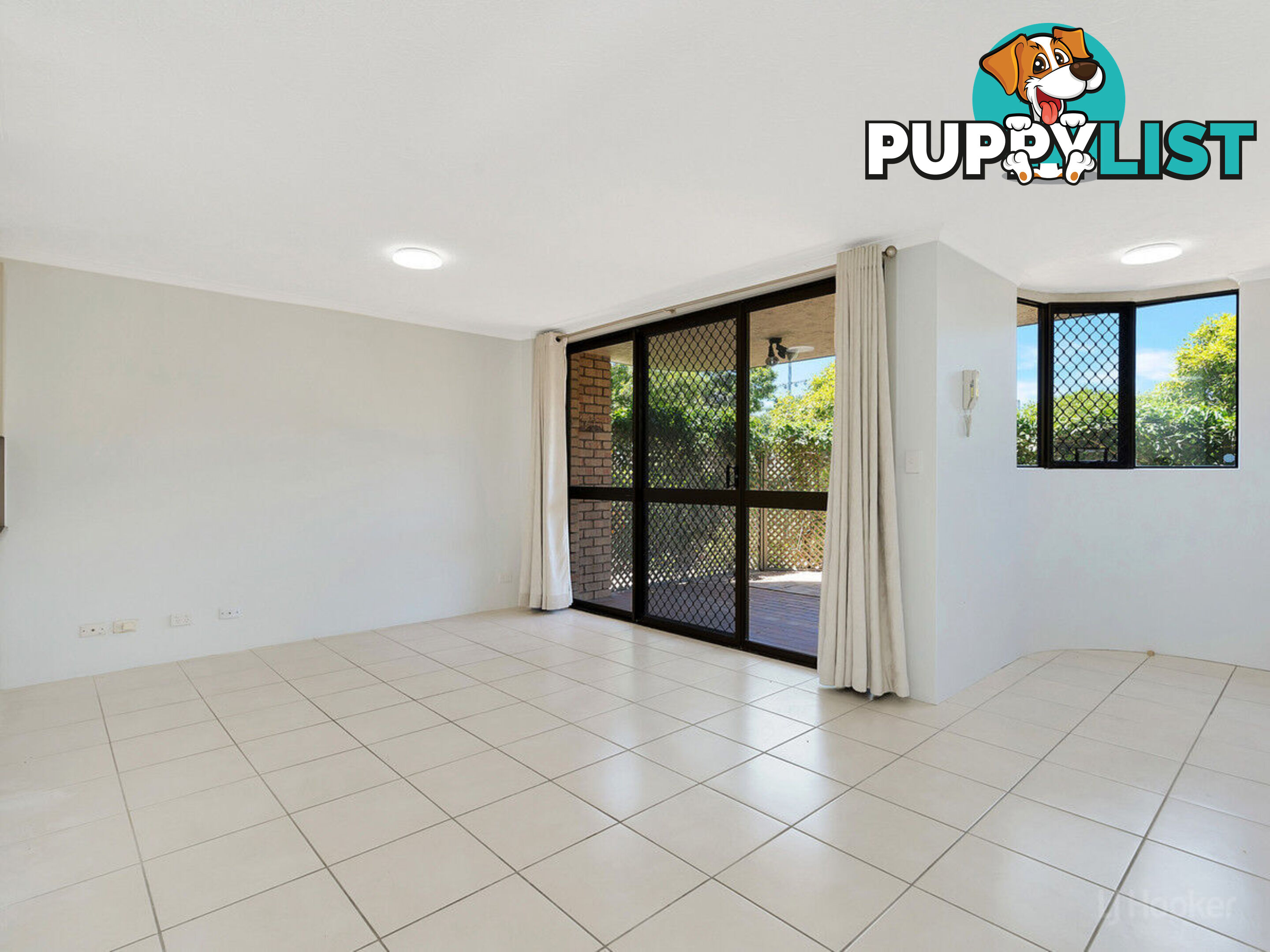 2/33 Whiting Street LABRADOR QLD 4215