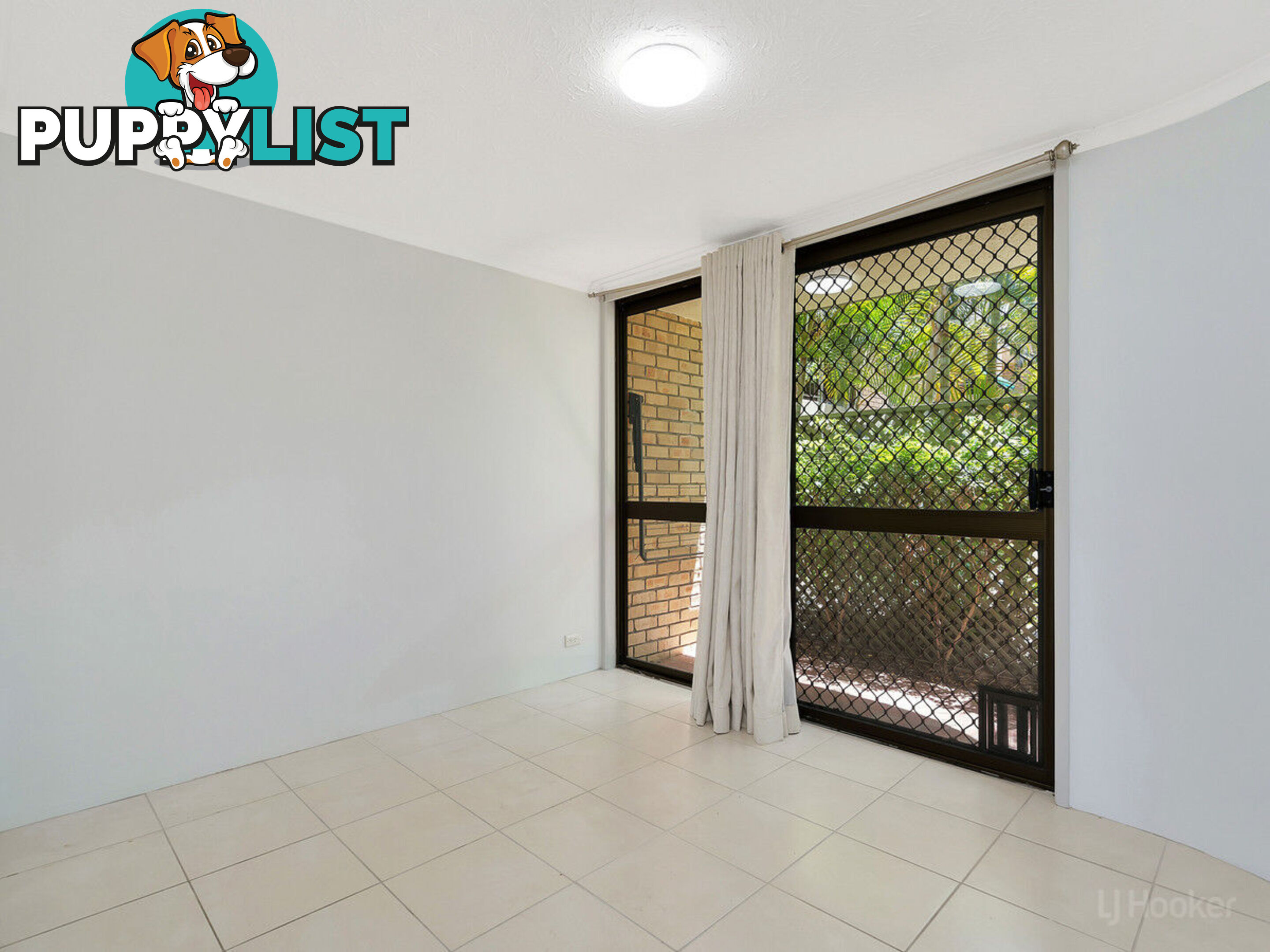 2/33 Whiting Street LABRADOR QLD 4215