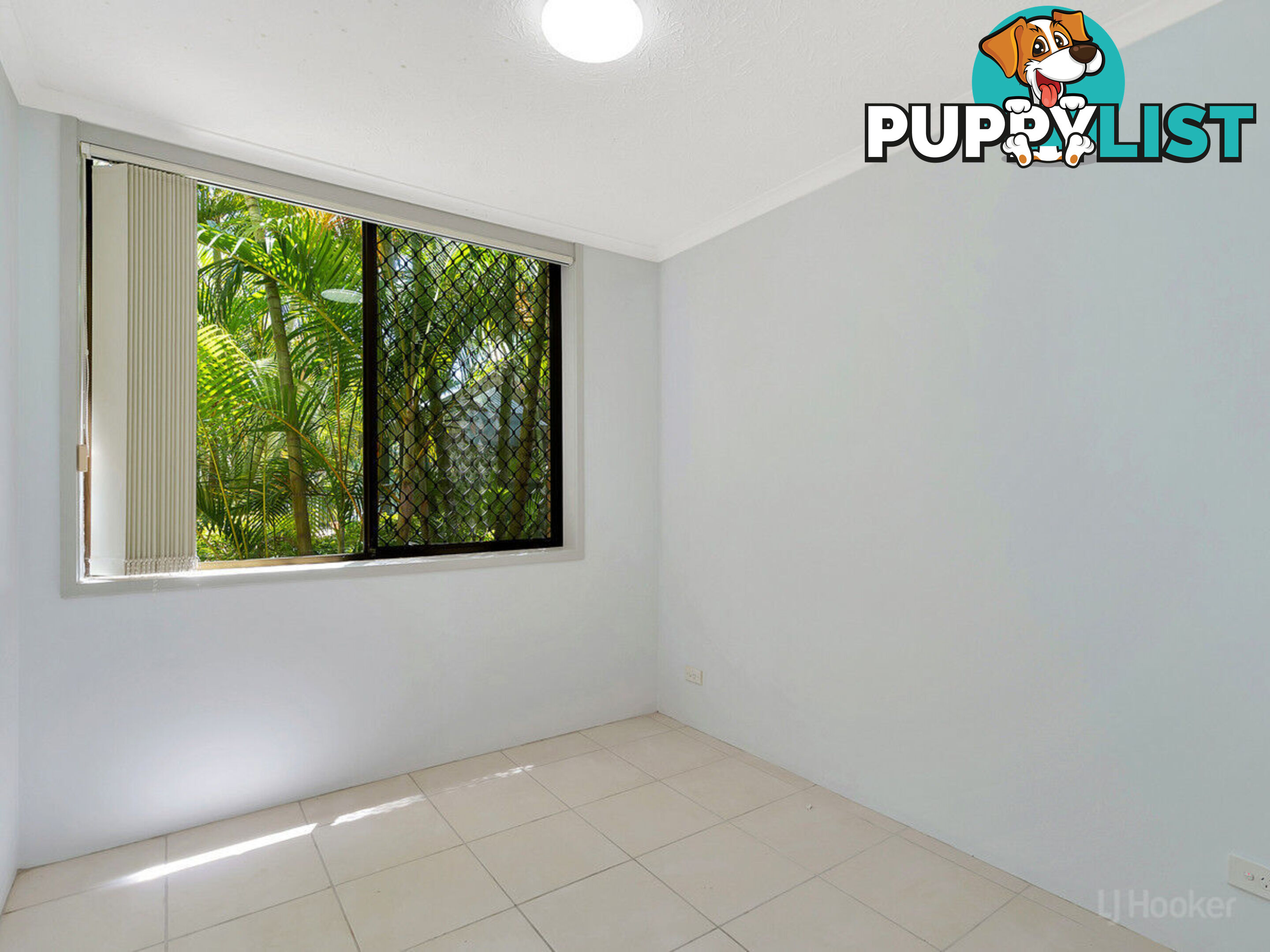 2/33 Whiting Street LABRADOR QLD 4215