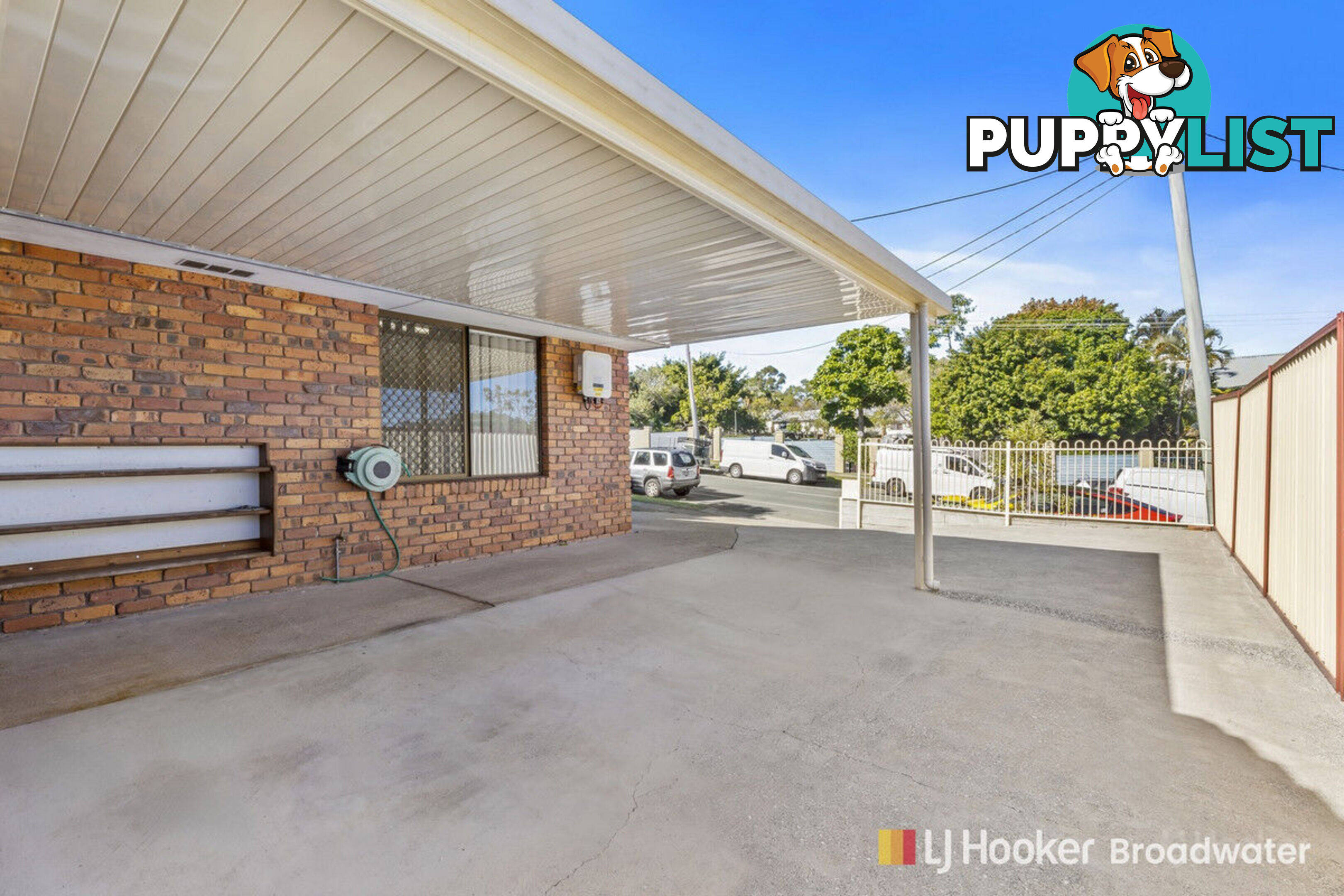 1/233 Central Street LABRADOR QLD 4215