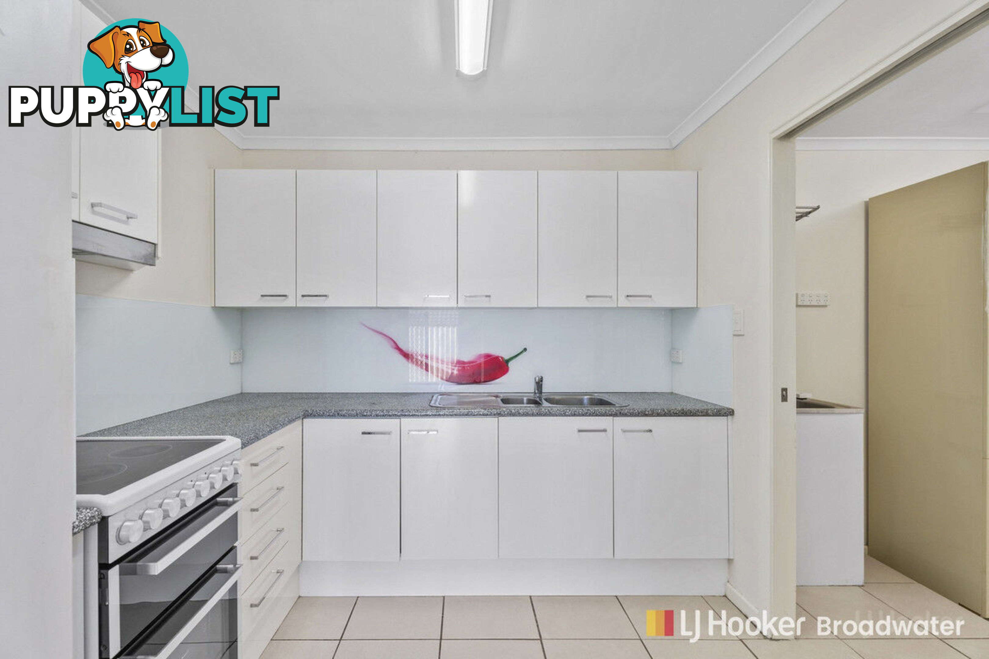 1/233 Central Street LABRADOR QLD 4215