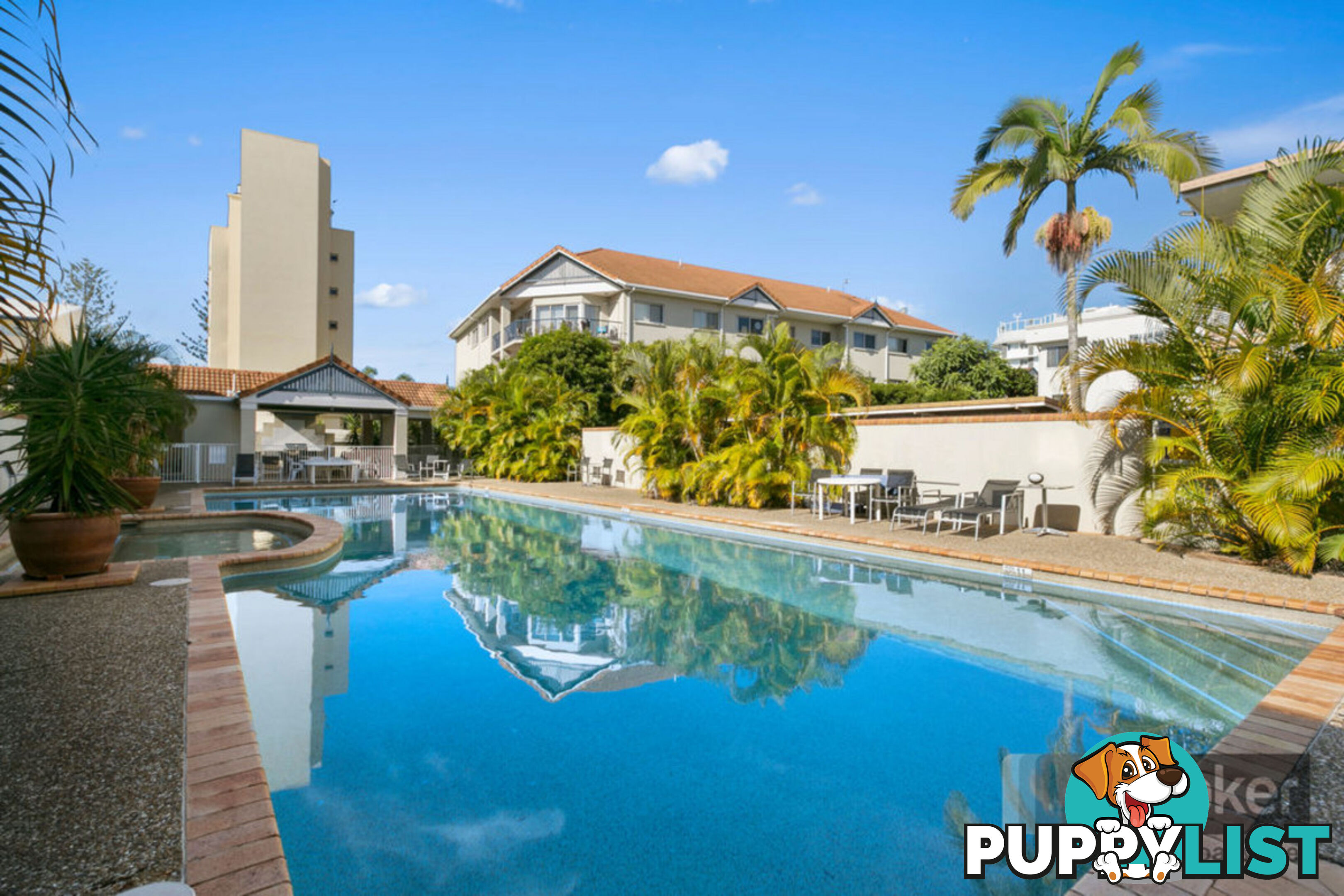 1C/522 Marine Parade BIGGERA WATERS QLD 4216