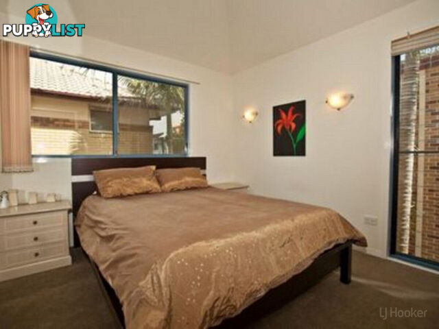 10/22-24 Brighton Street BIGGERA WATERS QLD 4216