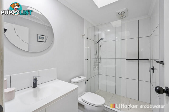 41/63 Olsen Avenue LABRADOR QLD 4215